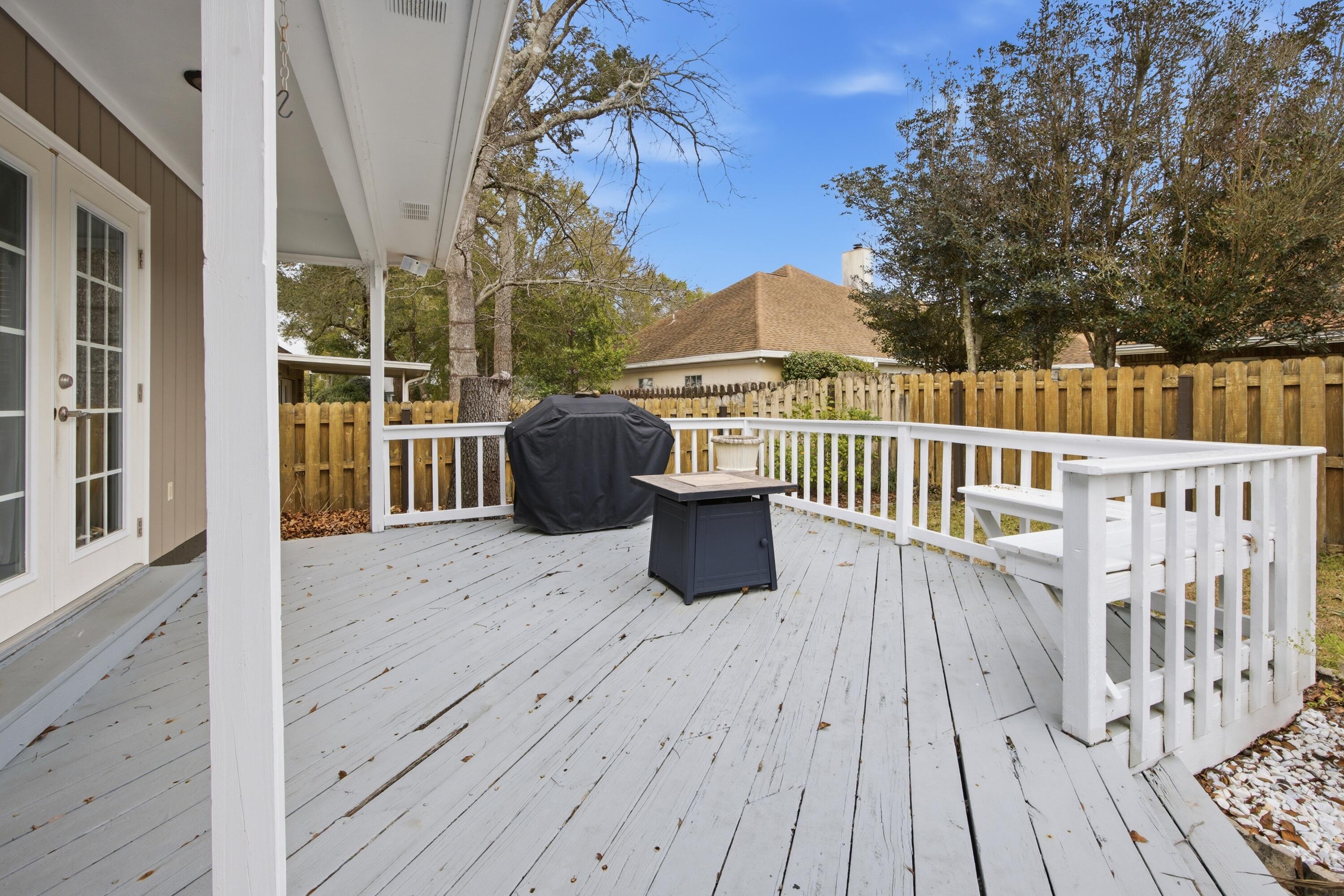 LAKE POINTE - Residential