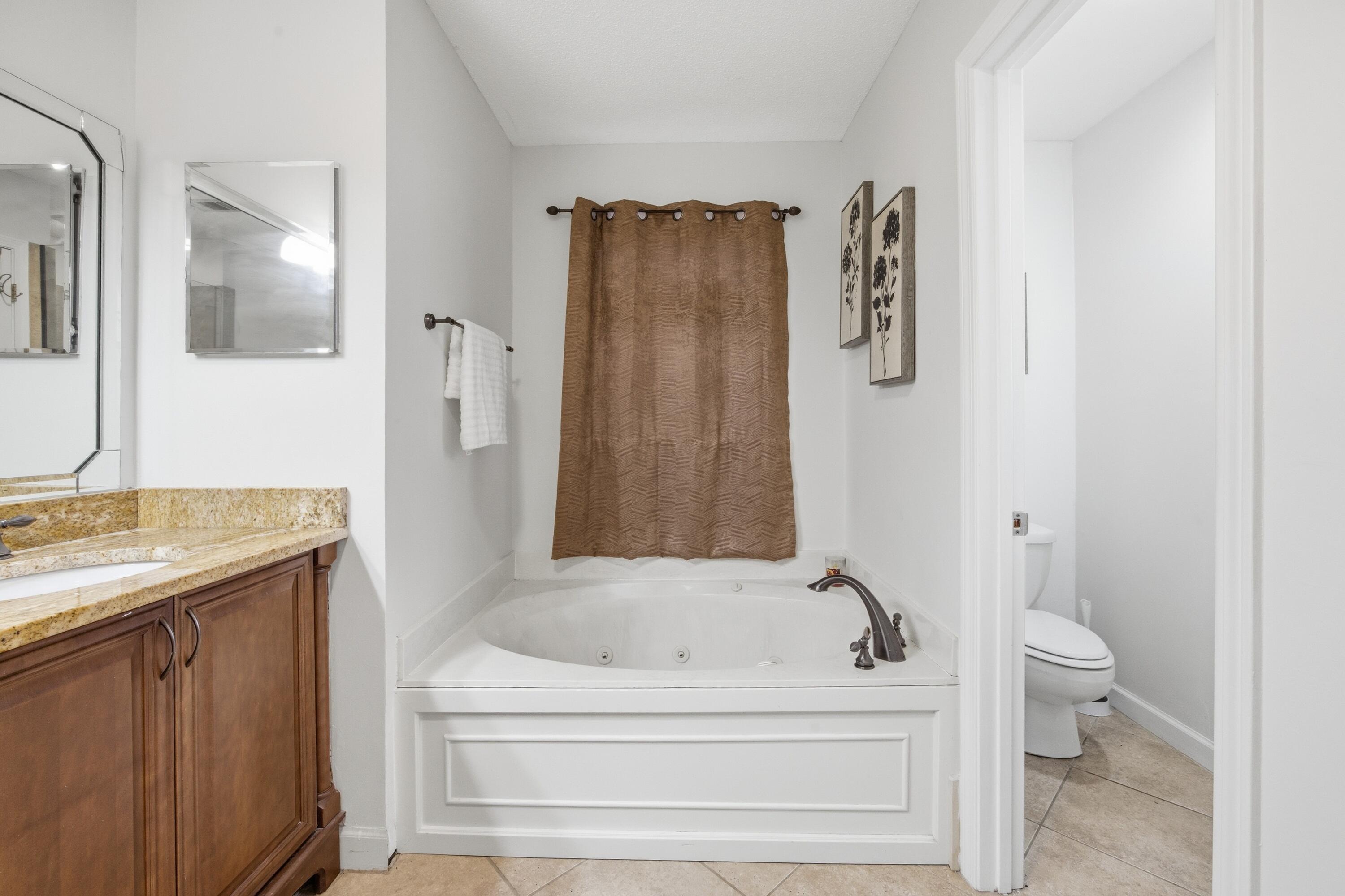 LAKE POINTE - Residential