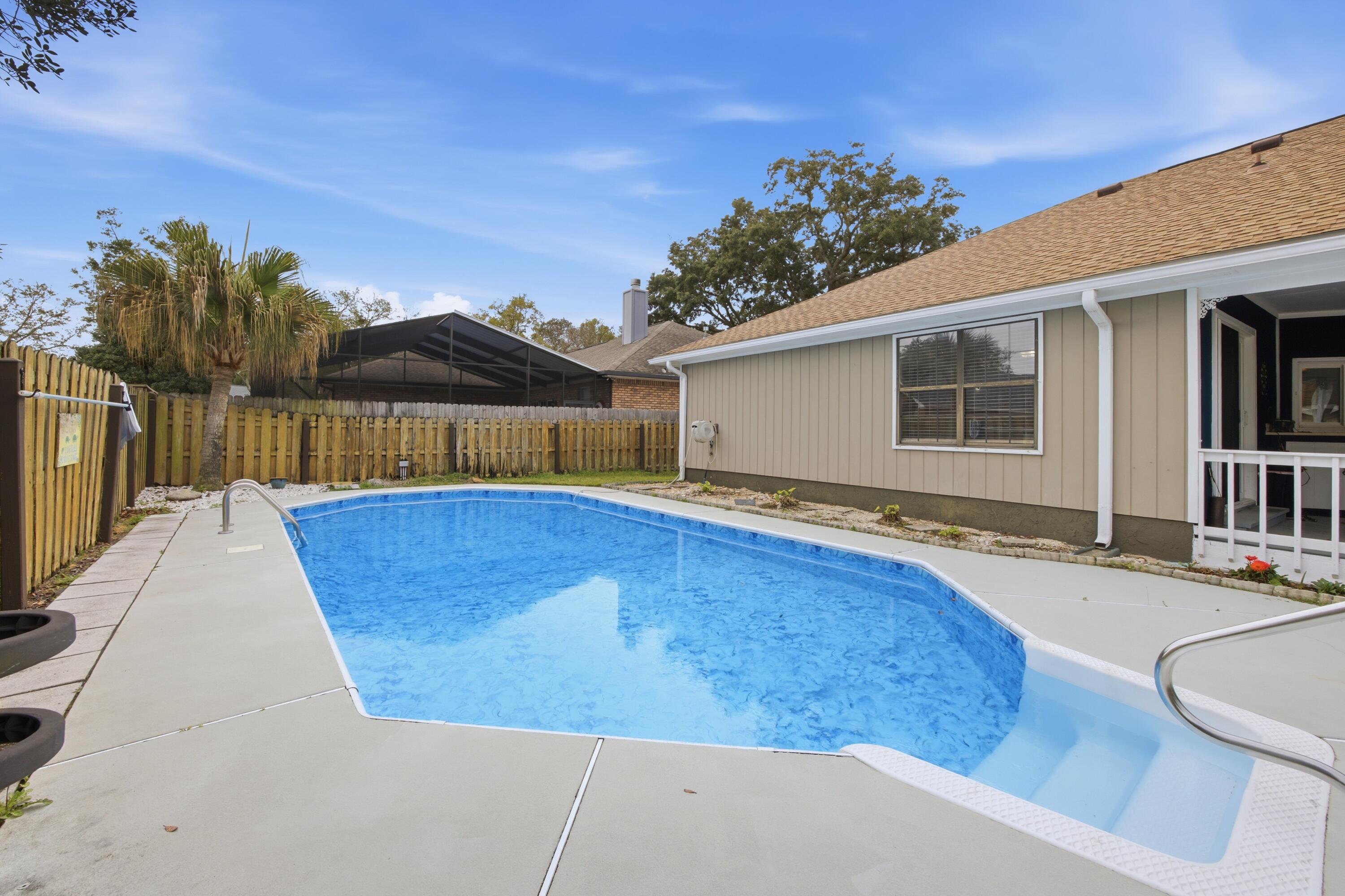 LAKE POINTE - Residential