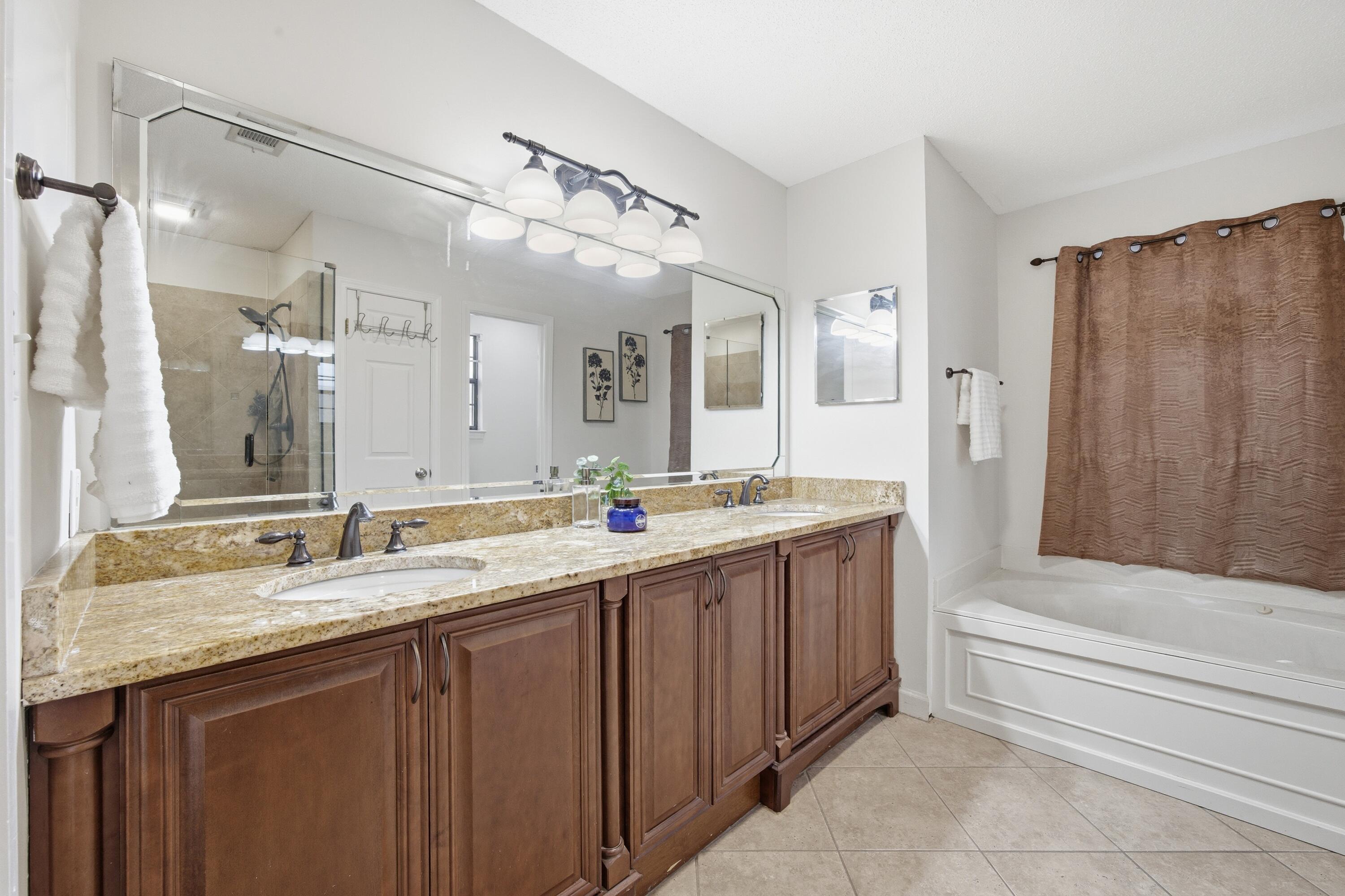 LAKE POINTE - Residential