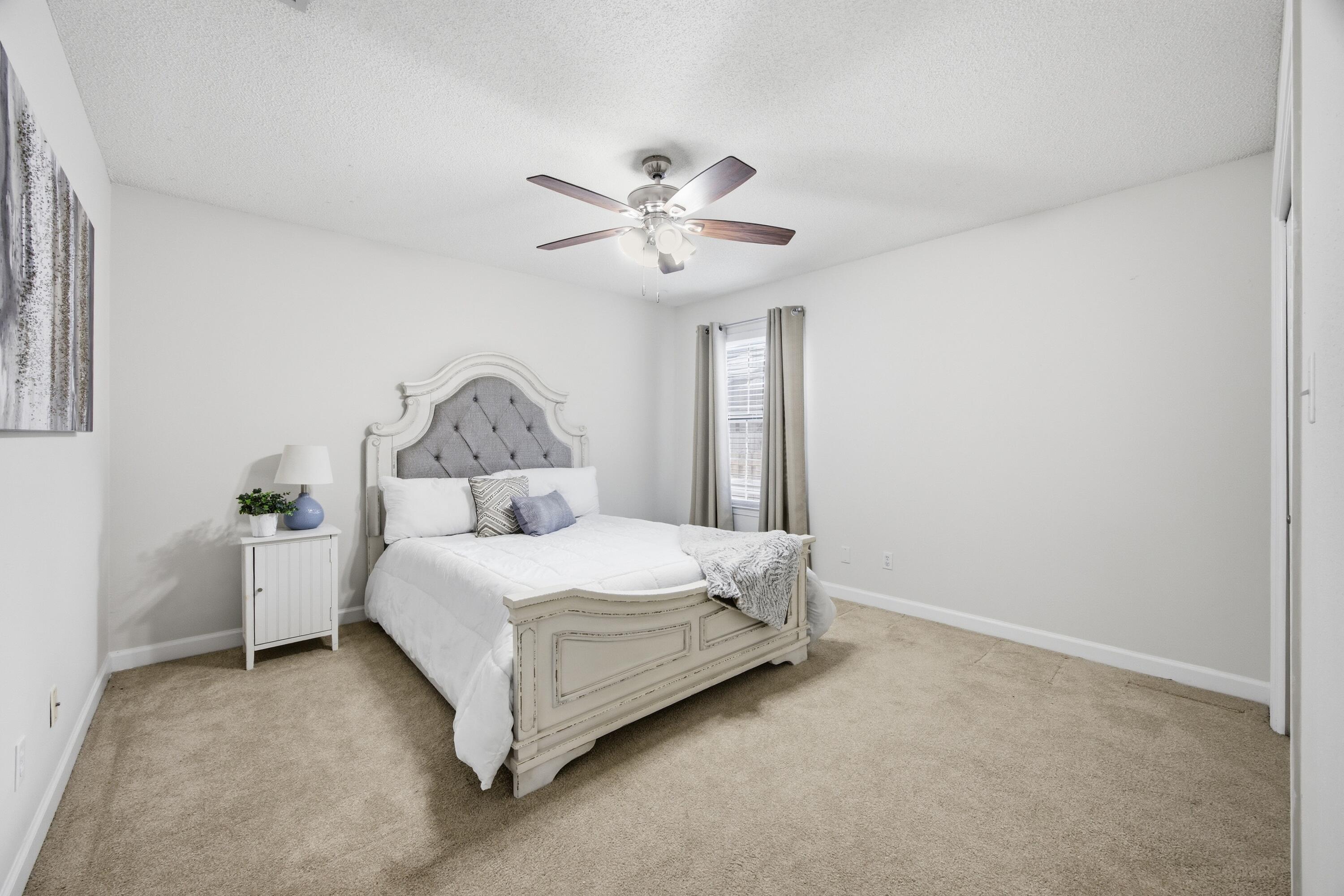 LAKE POINTE - Residential