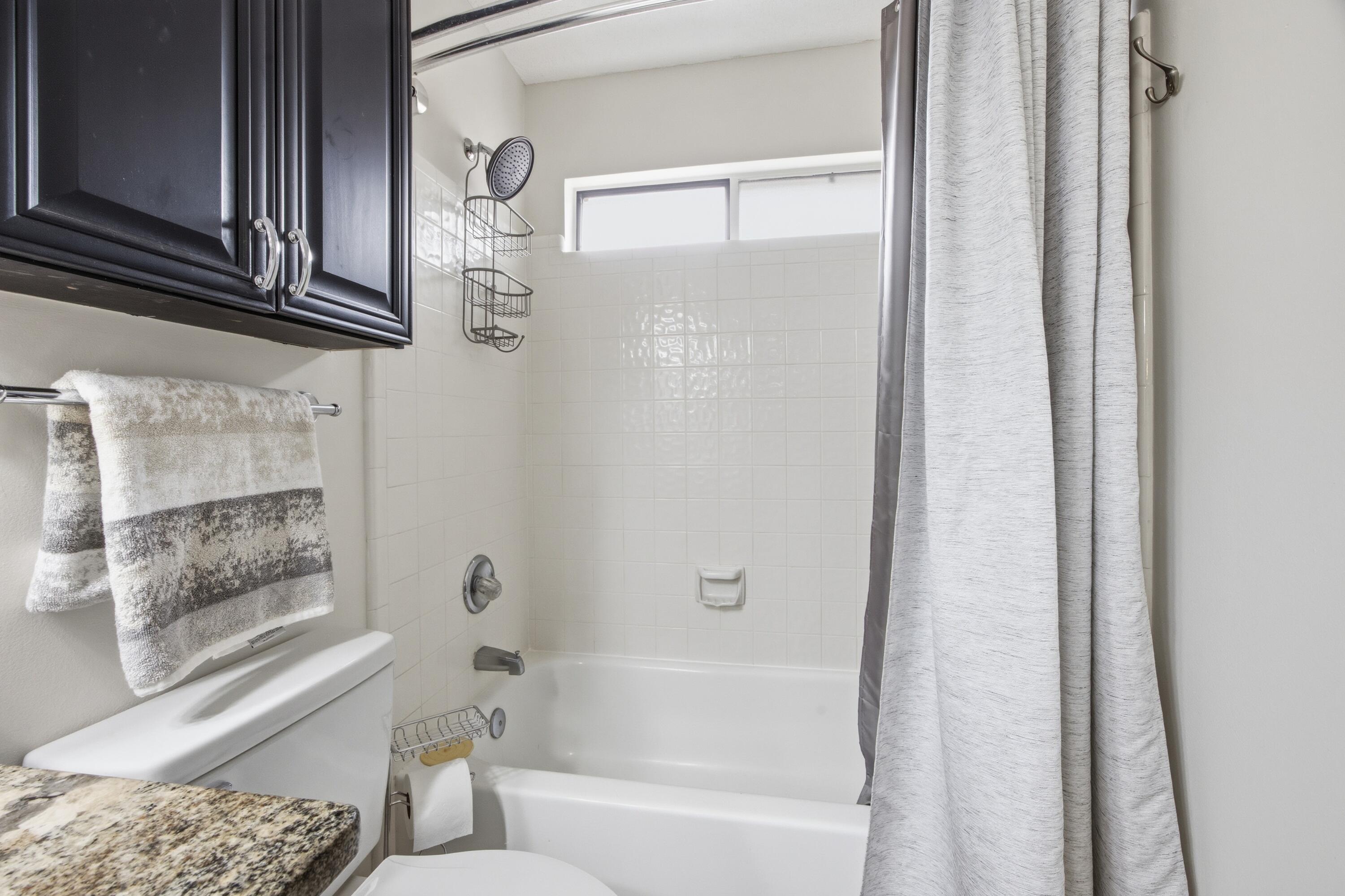 LAKE POINTE - Residential