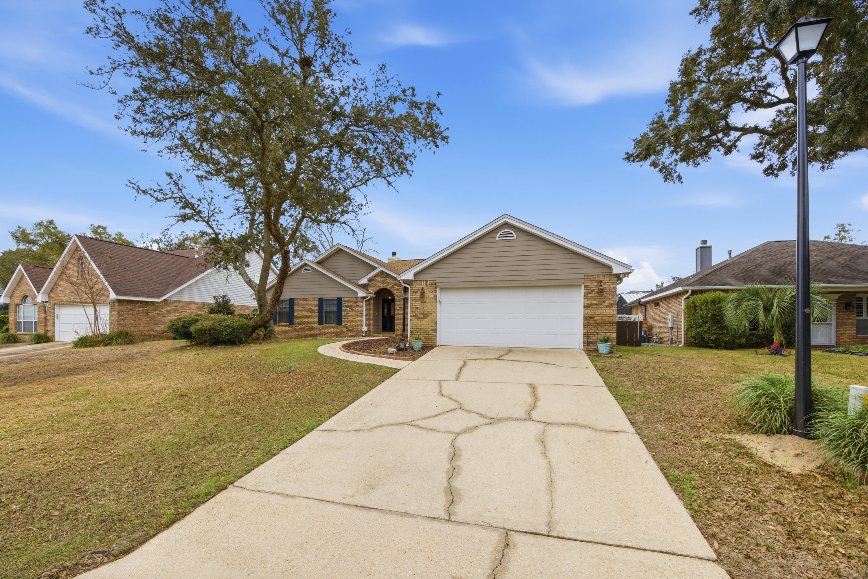 LAKE POINTE - Residential