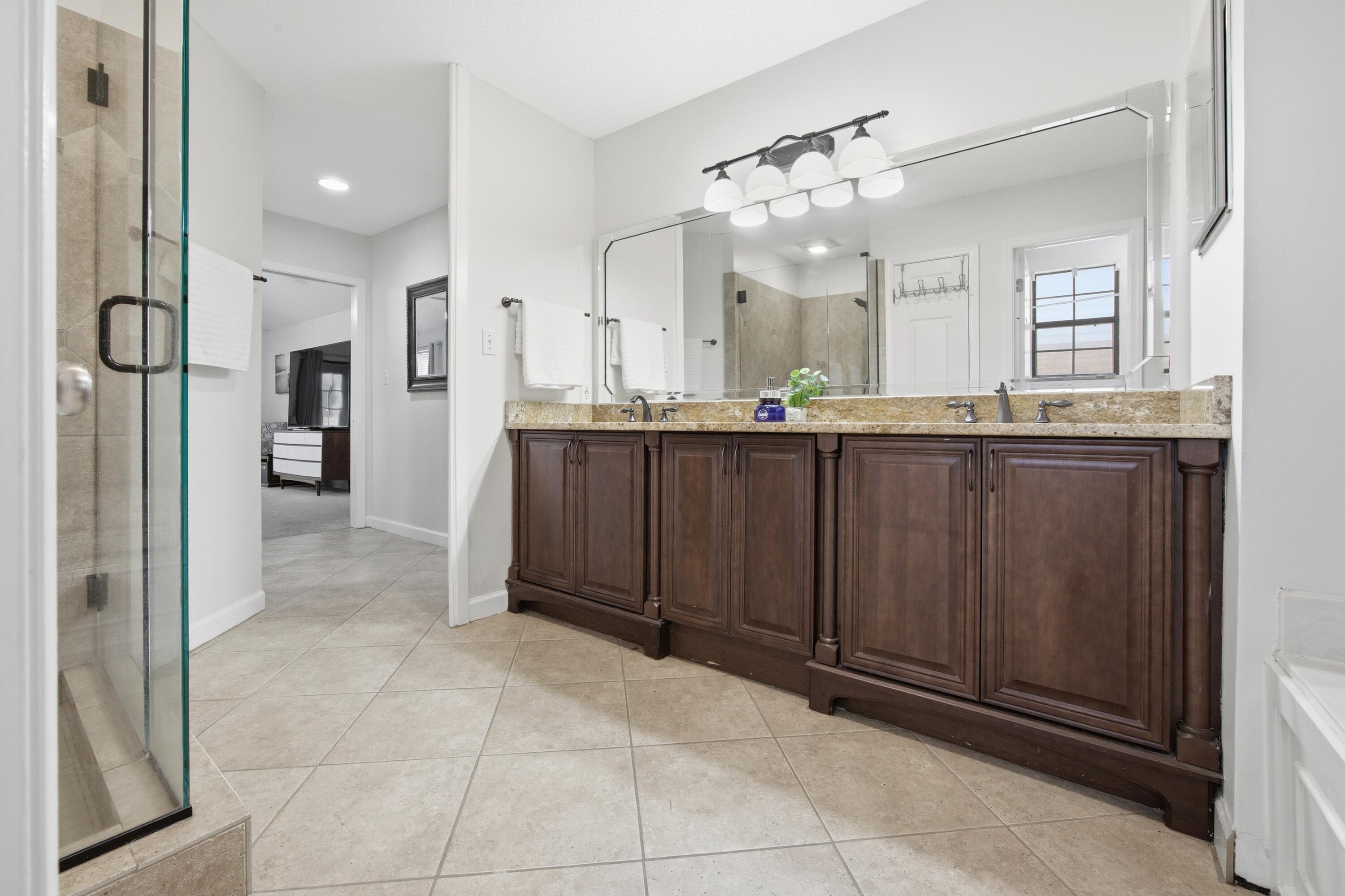 LAKE POINTE - Residential