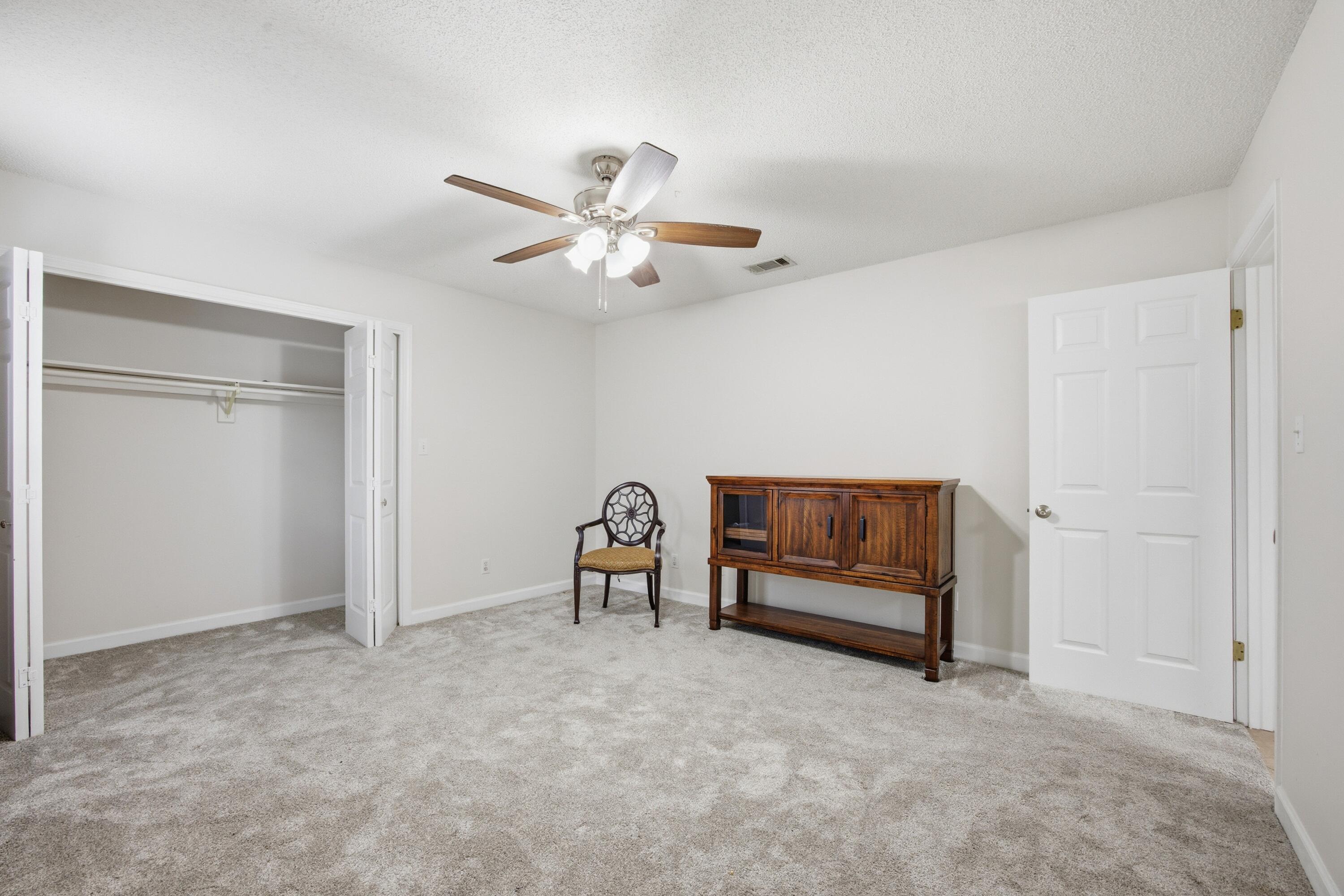 LAKE POINTE - Residential