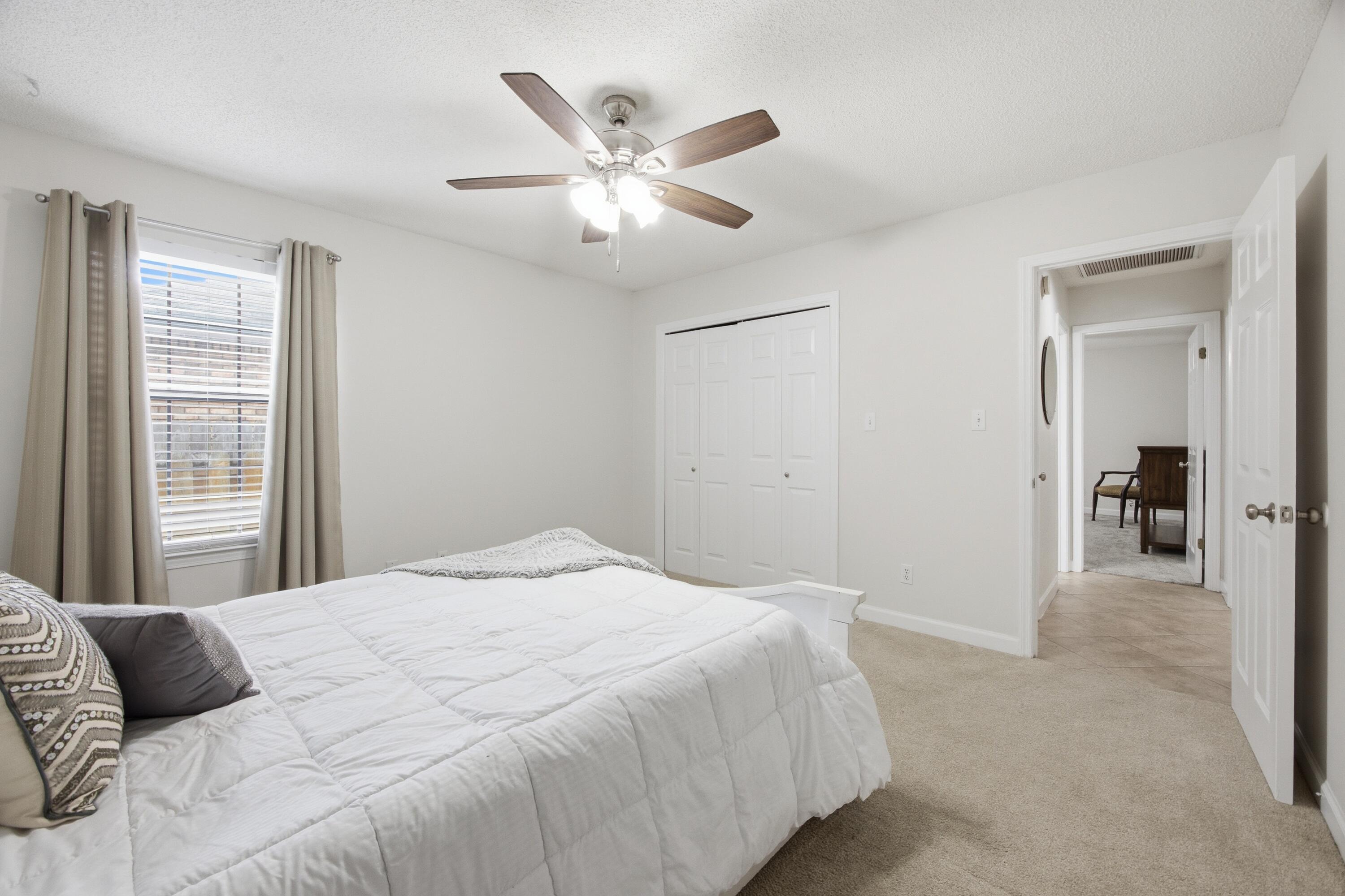 LAKE POINTE - Residential