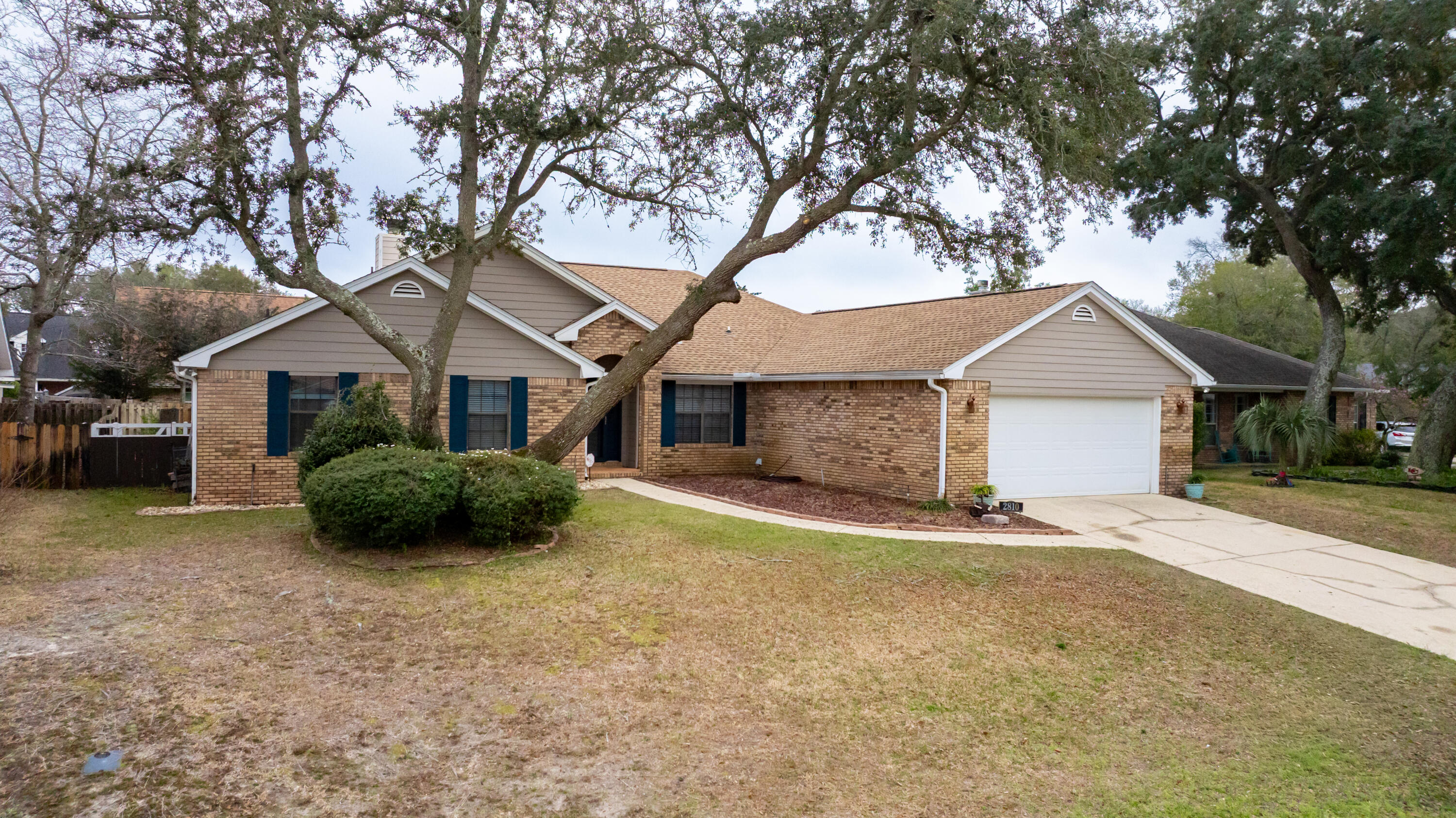 LAKE POINTE - Residential