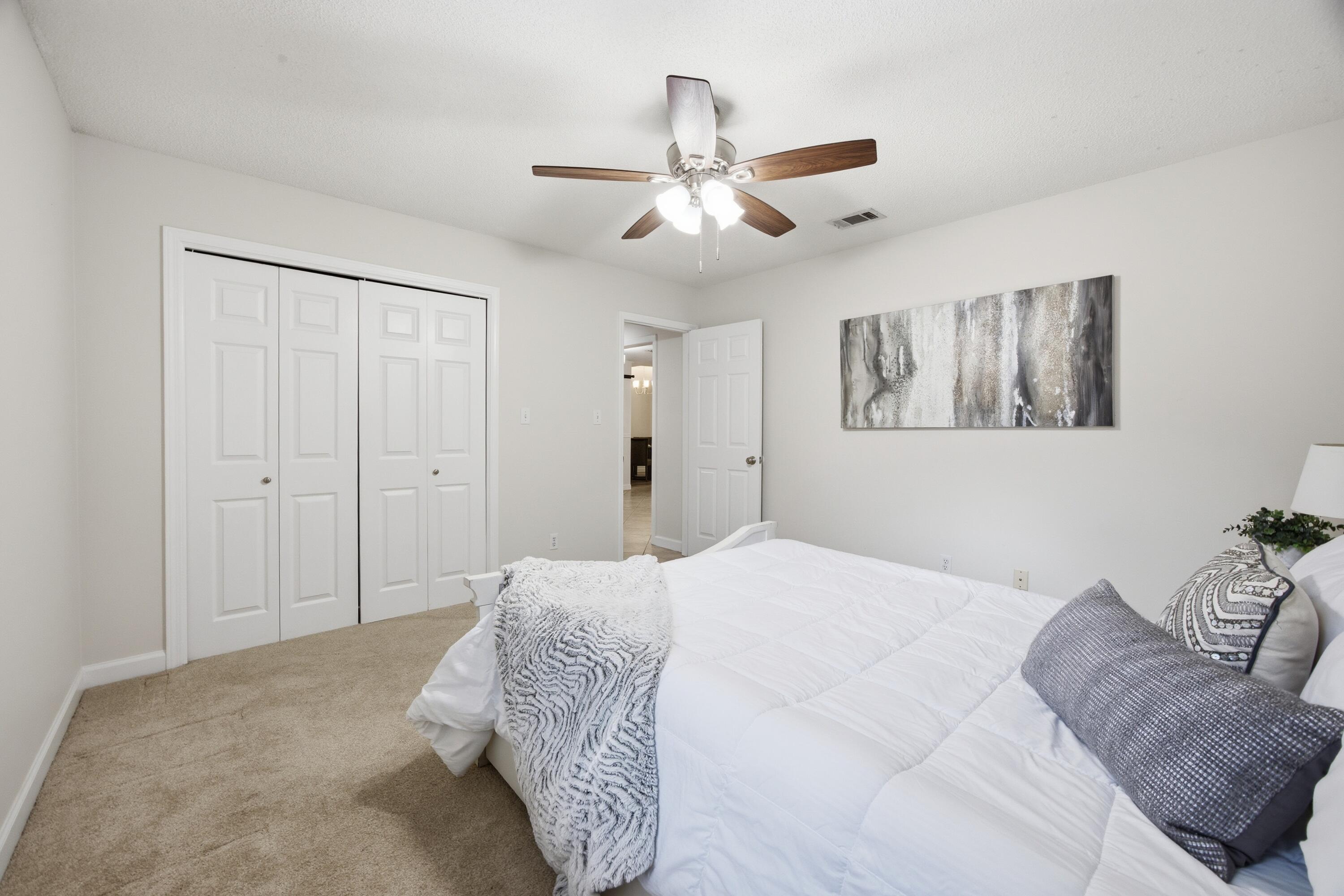 LAKE POINTE - Residential