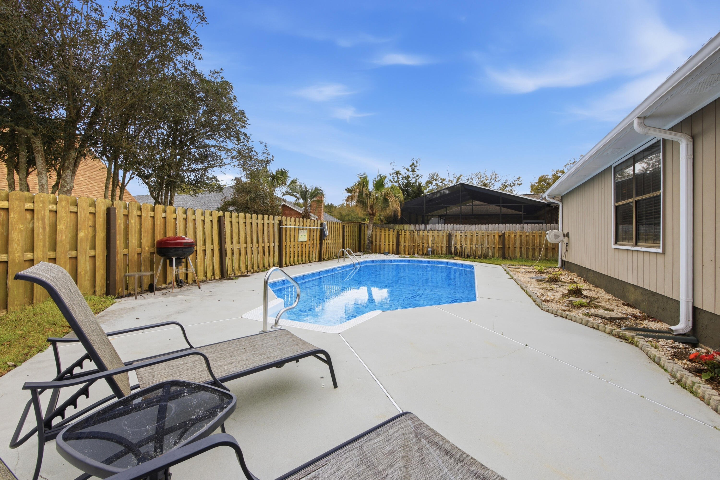 LAKE POINTE - Residential