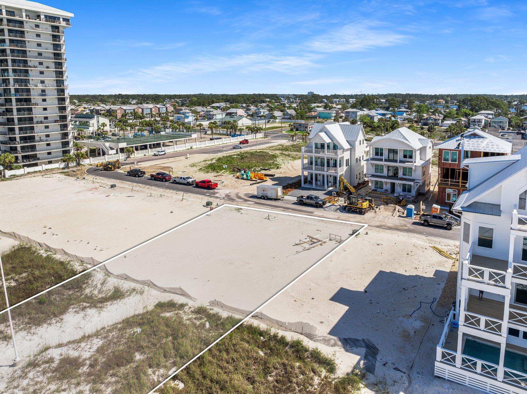 Hadley's Beach - Land