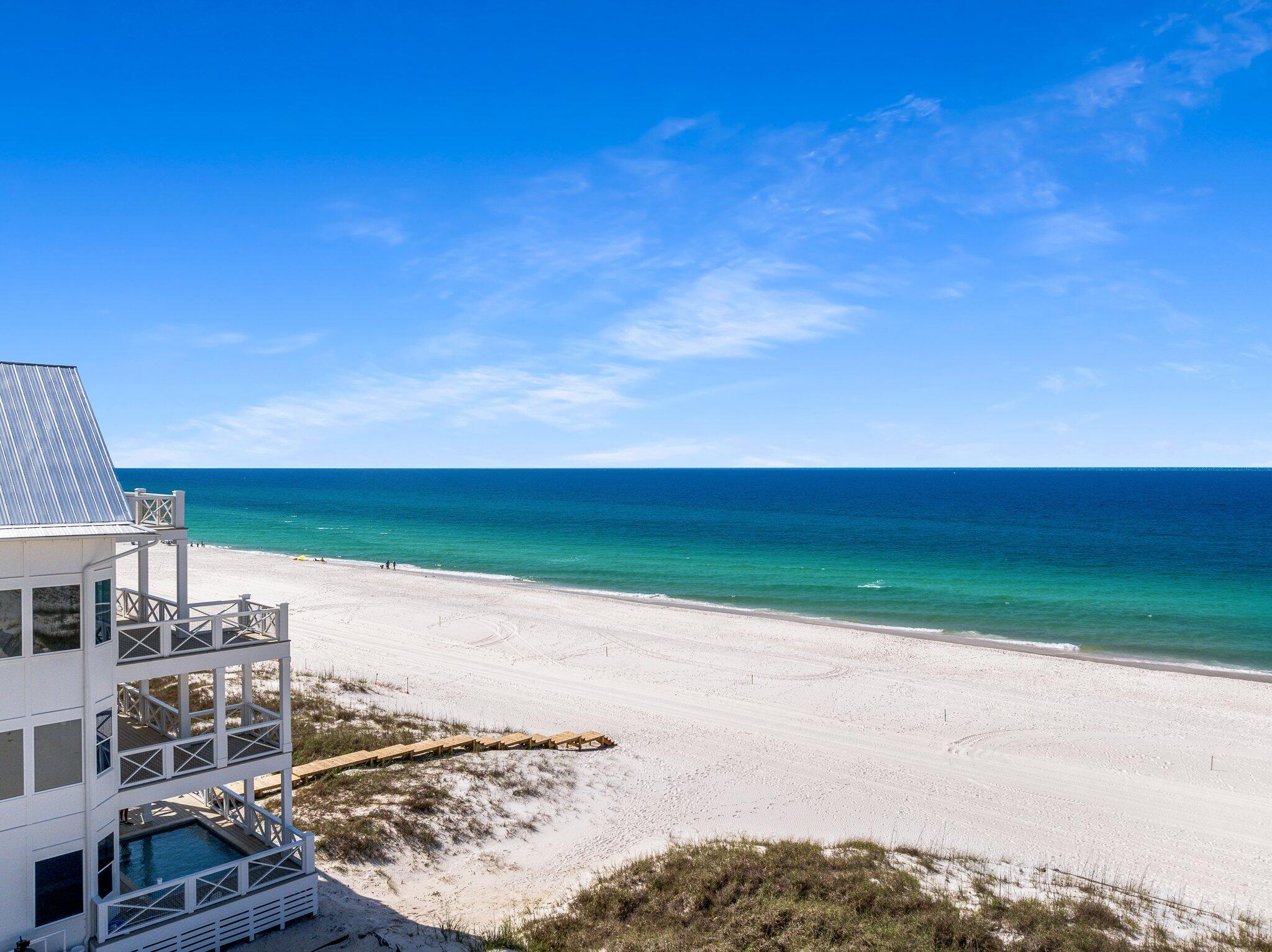 Hadley's Beach - Land