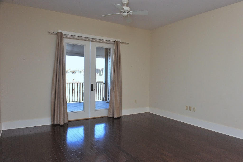 REDFISH VILLAGE - Residential