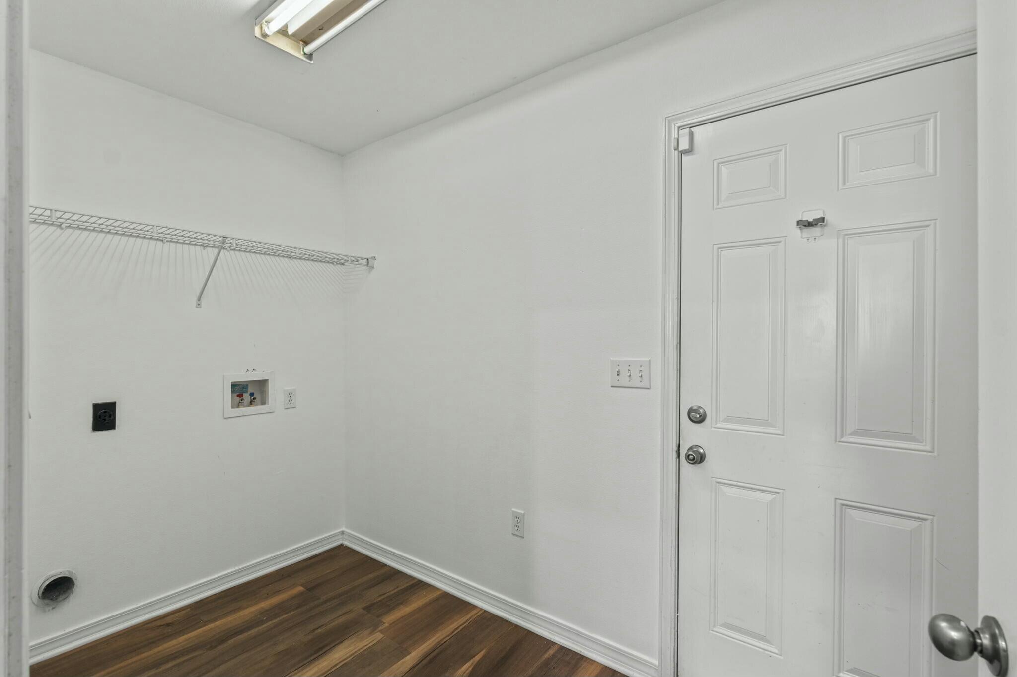 BAY PINES - Residential