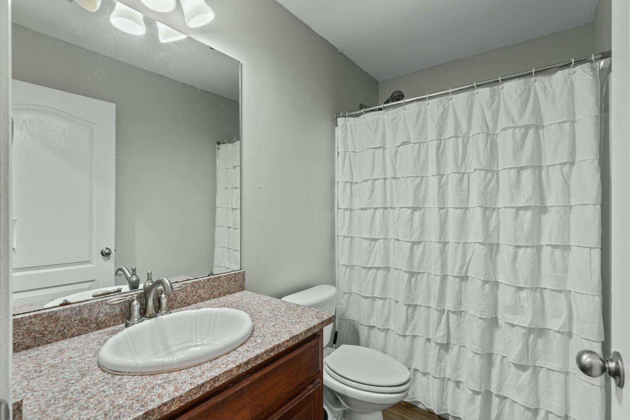 BAY PINES - Residential