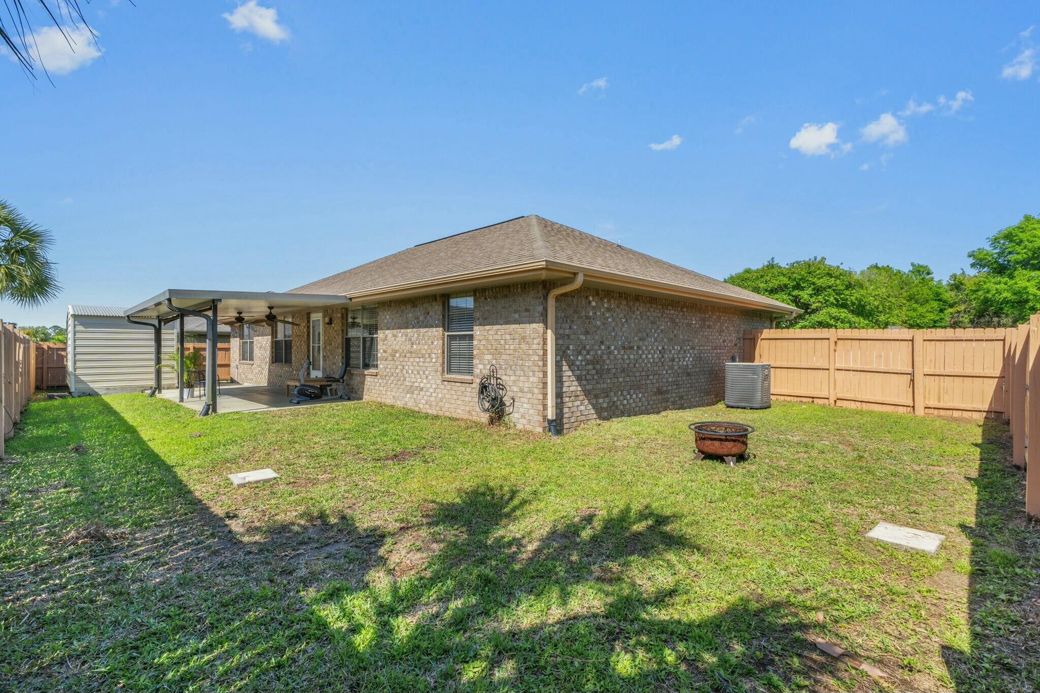 BAY PINES - Residential