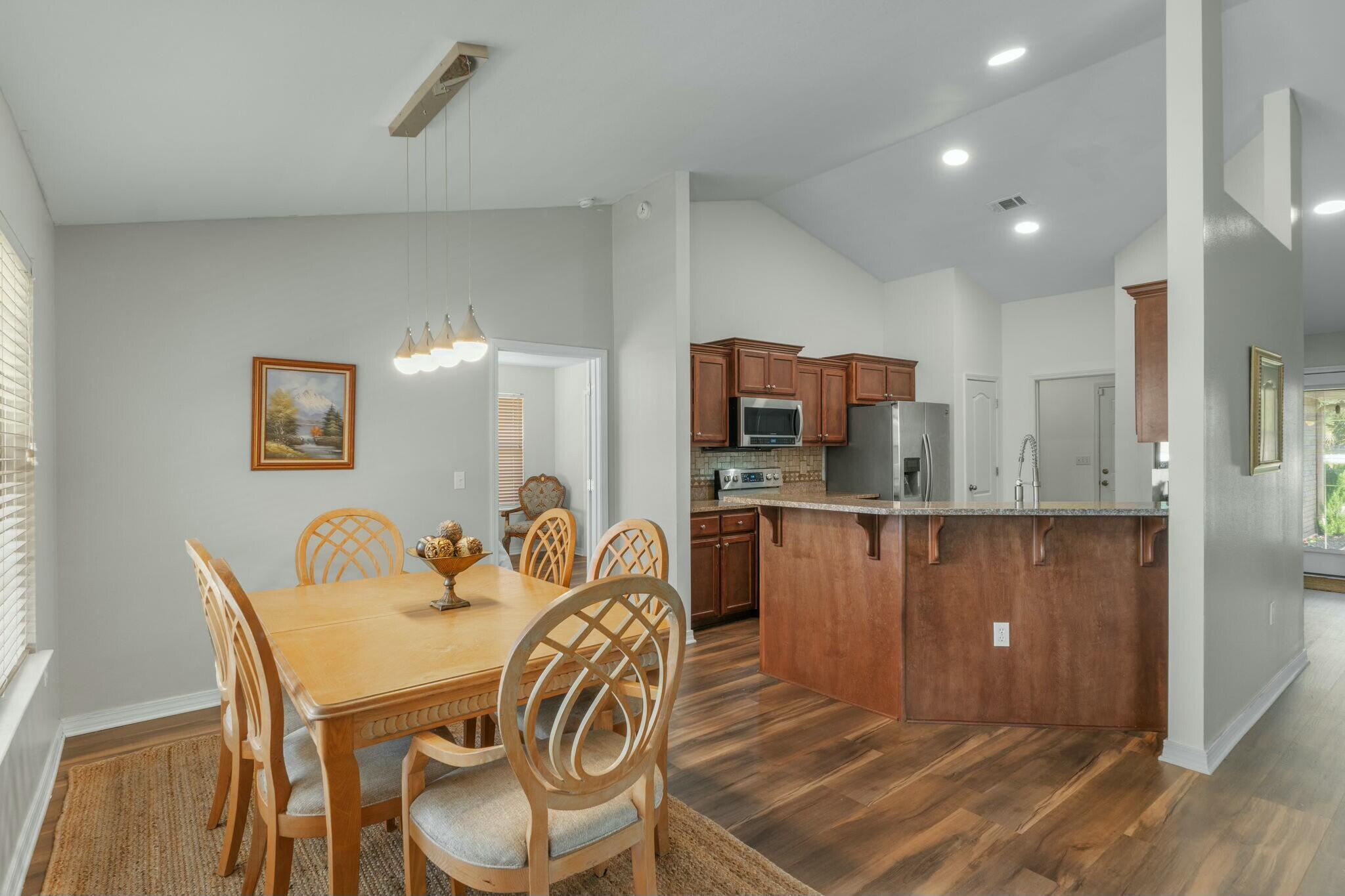 BAY PINES - Residential