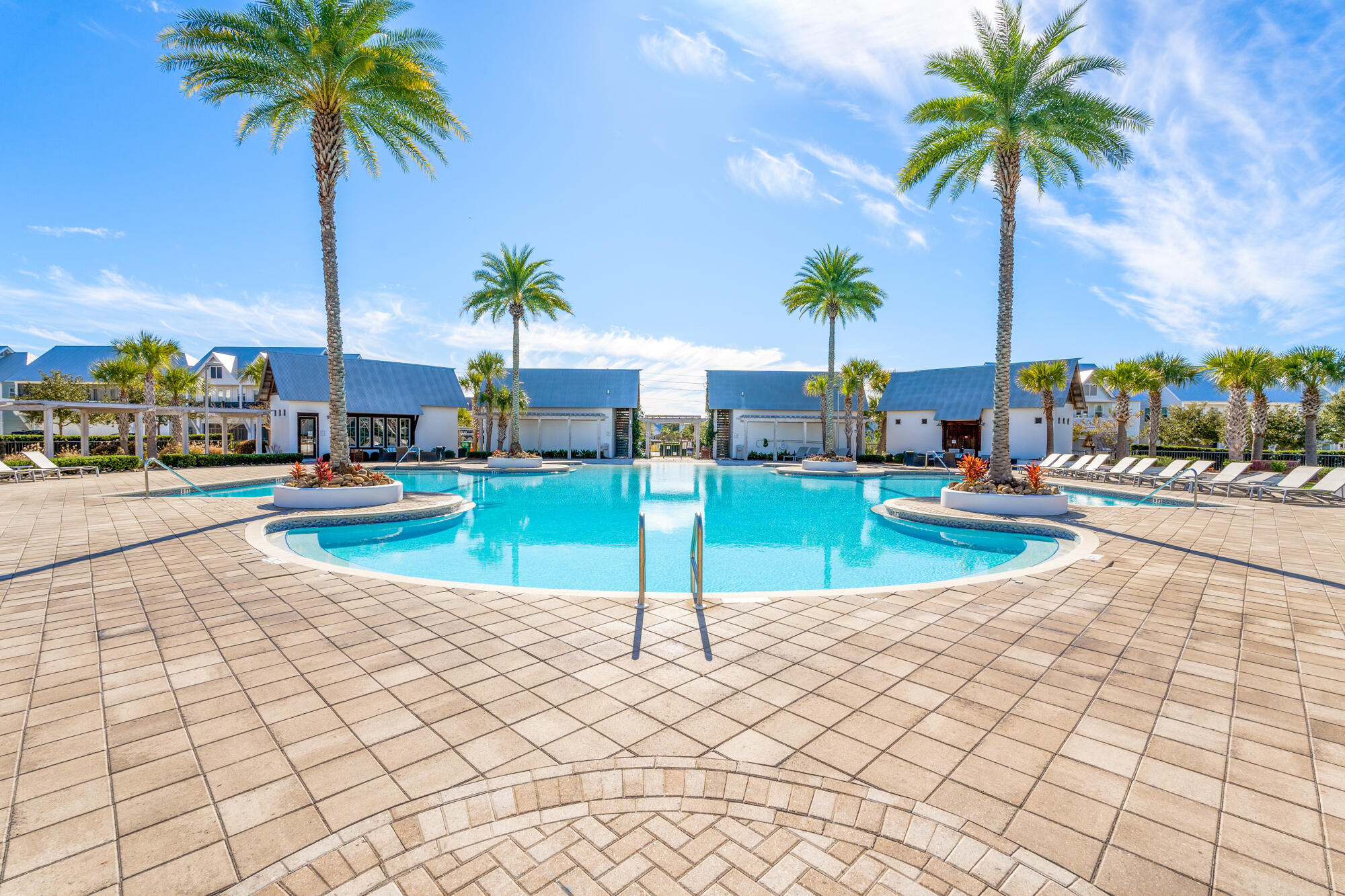 PROMINENCE/TRIPLEX TOWNHOMES - Residential