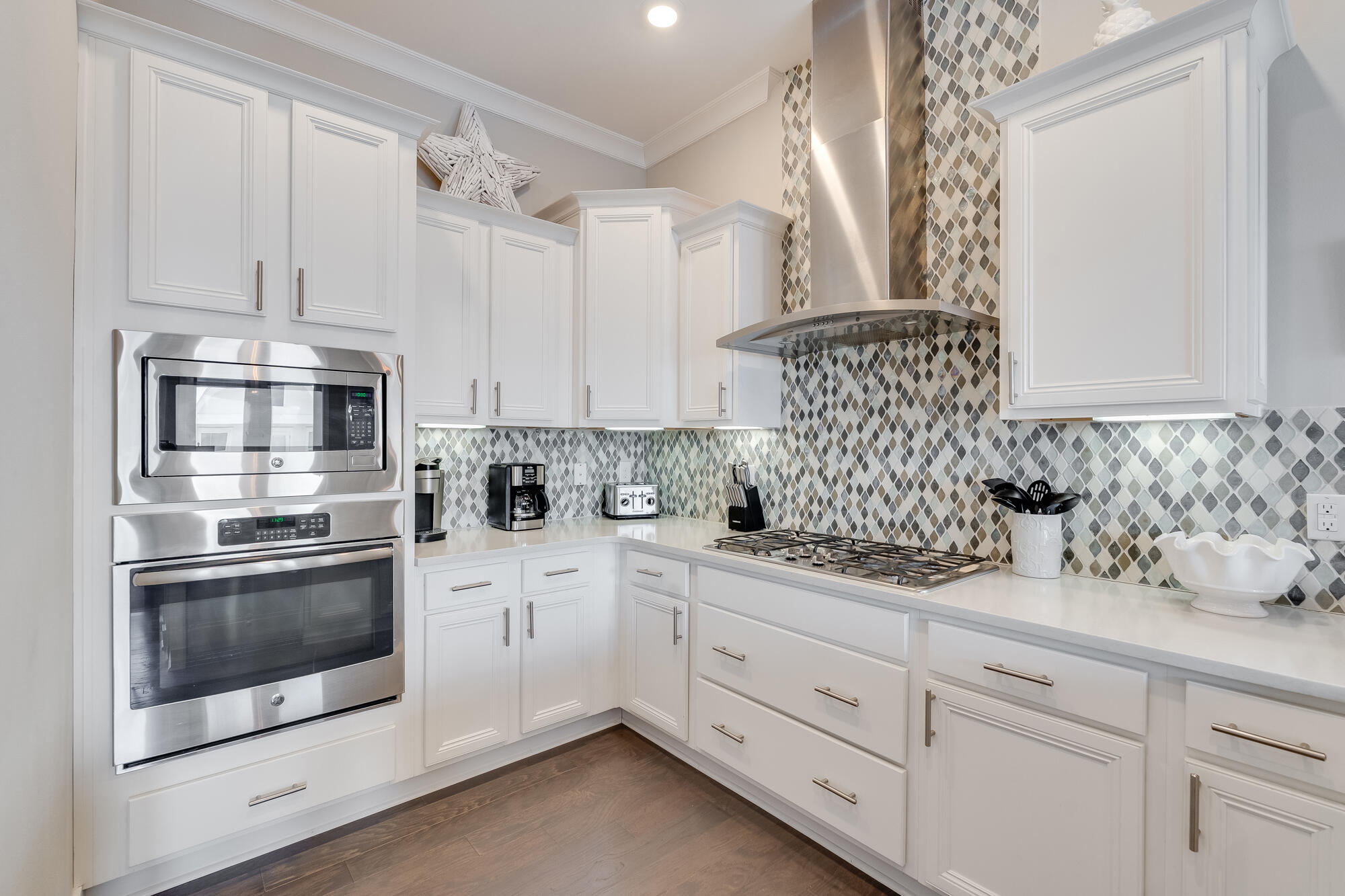 PROMINENCE/TRIPLEX TOWNHOMES - Residential