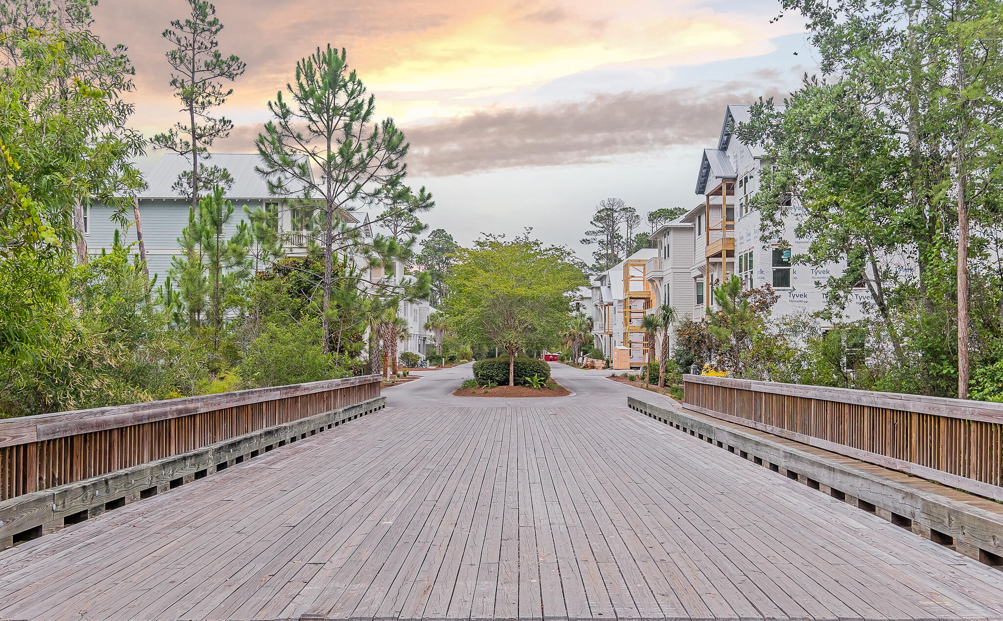 TREETOP VILLAGE - Residential