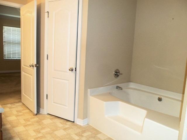 SILVER CREEK ESTATES, LOT 3 BLOCK A CRESTVIEW FL 32536 - Residential