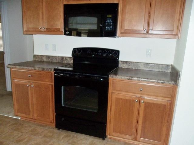 SILVER CREEK ESTATES, LOT 3 BLOCK A CRESTVIEW FL 32536 - Residential