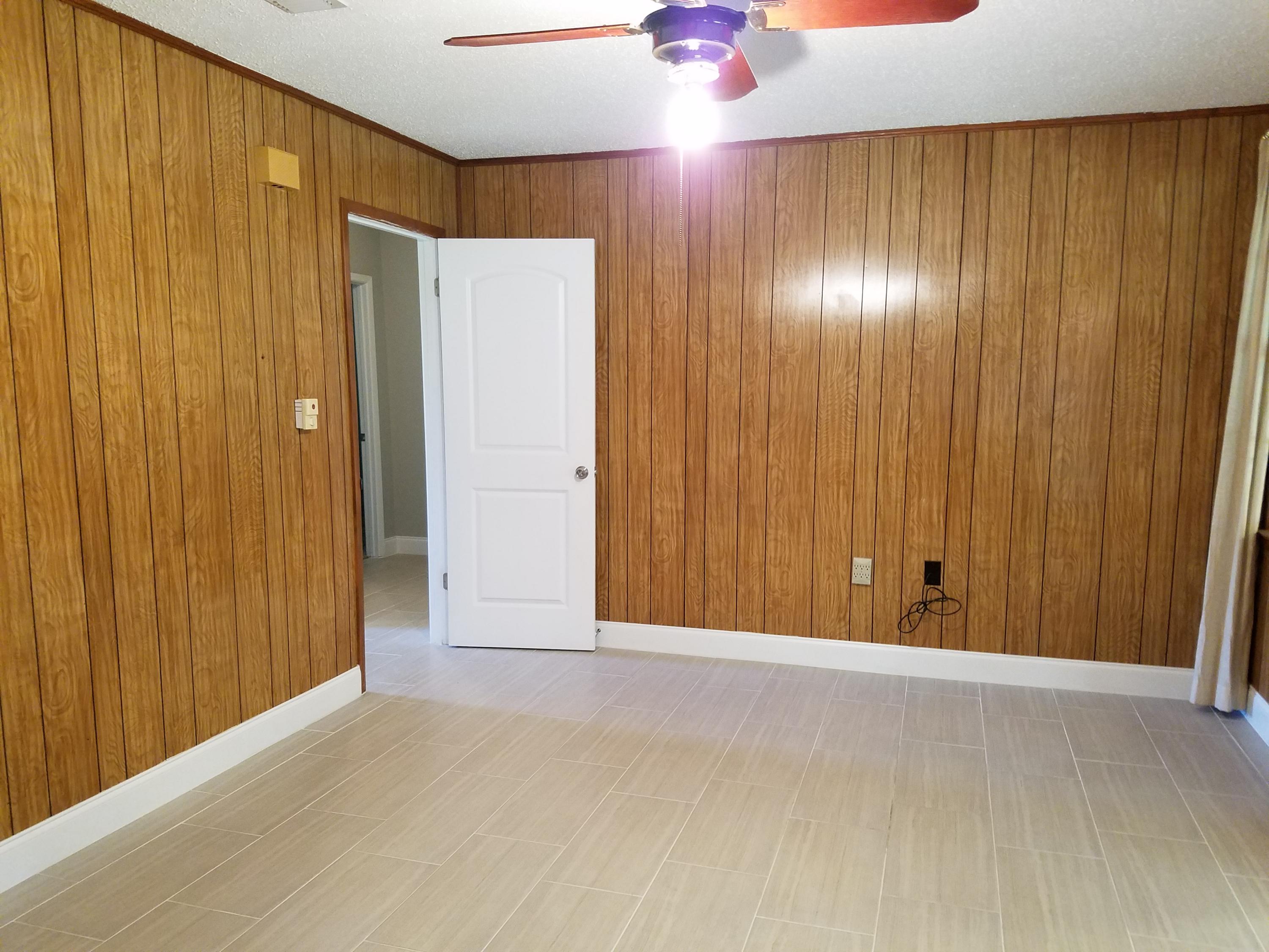 OAKDALE S/D LOTS 1 TO 13 INC BLK 2 - Residential