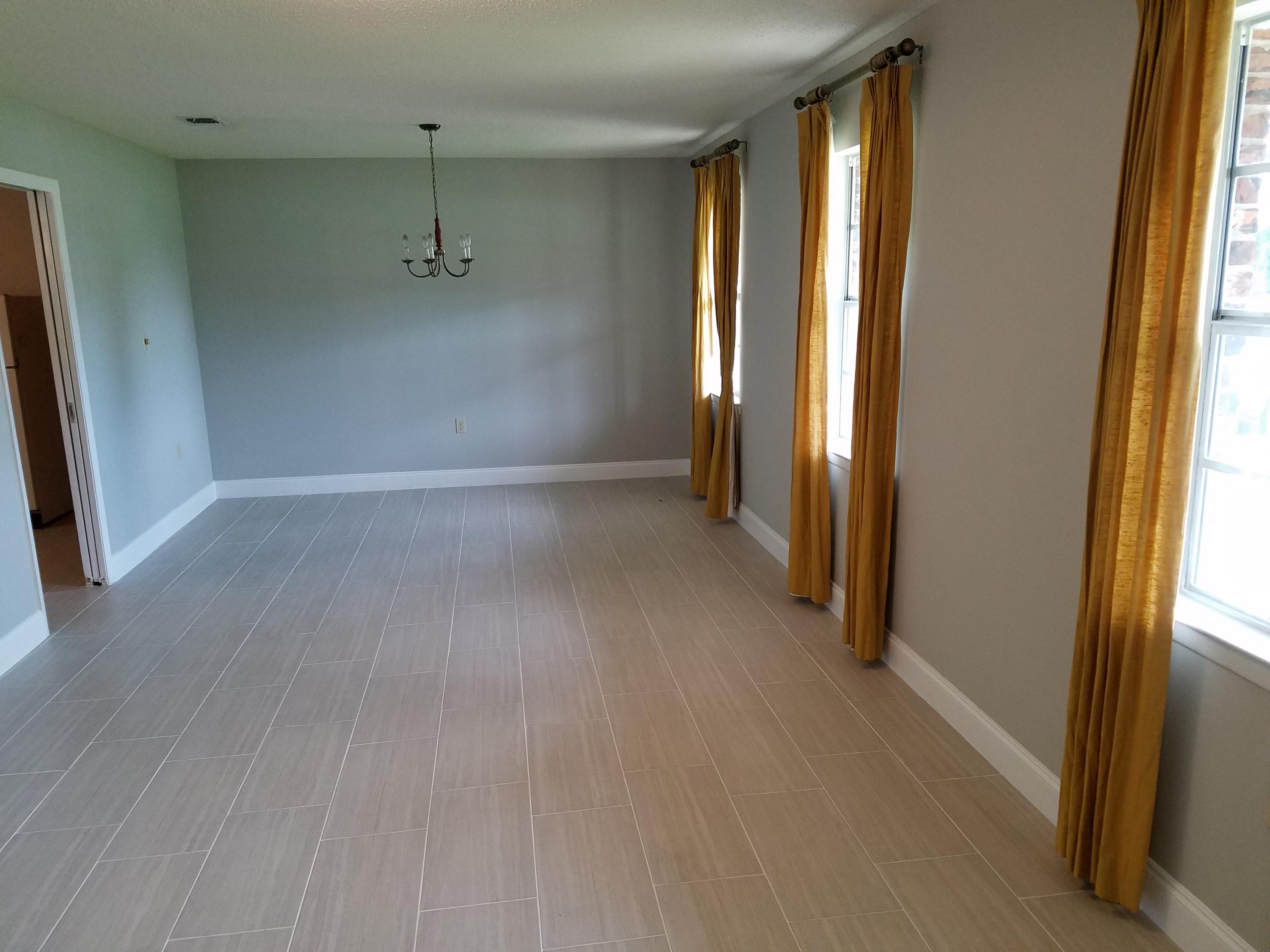 OAKDALE S/D LOTS 1 TO 13 INC BLK 2 - Residential