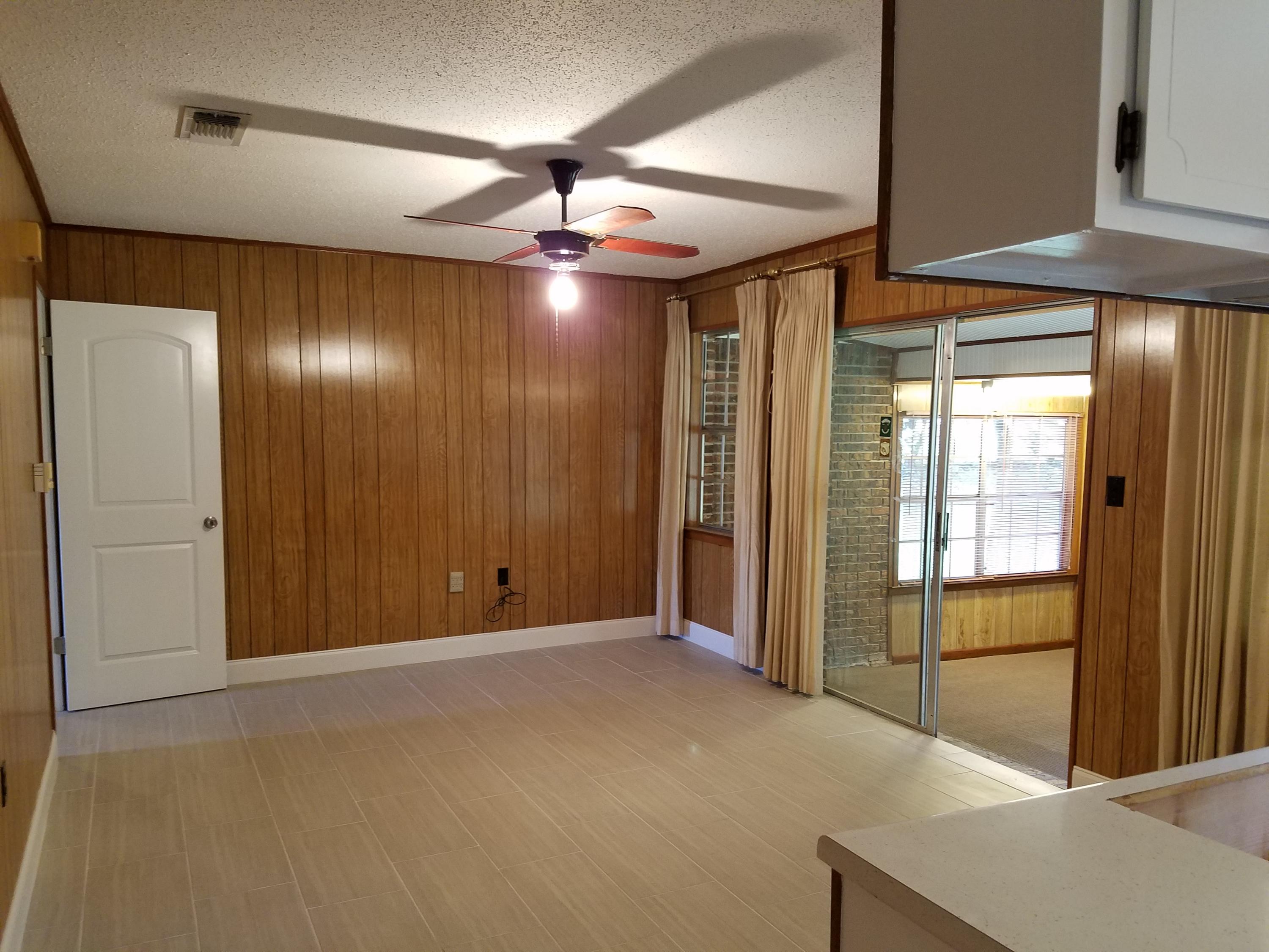 OAKDALE S/D LOTS 1 TO 13 INC BLK 2 - Residential