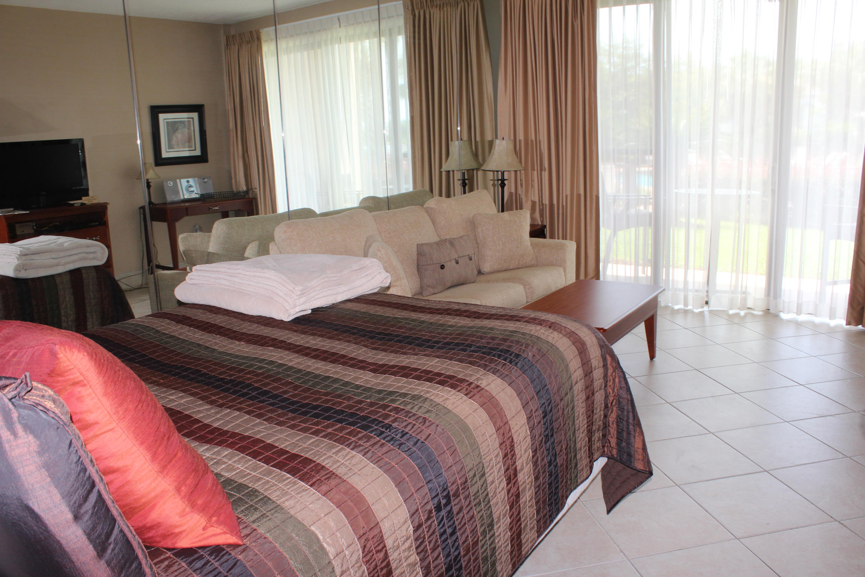 PIRATES BAY PH 1 - Residential