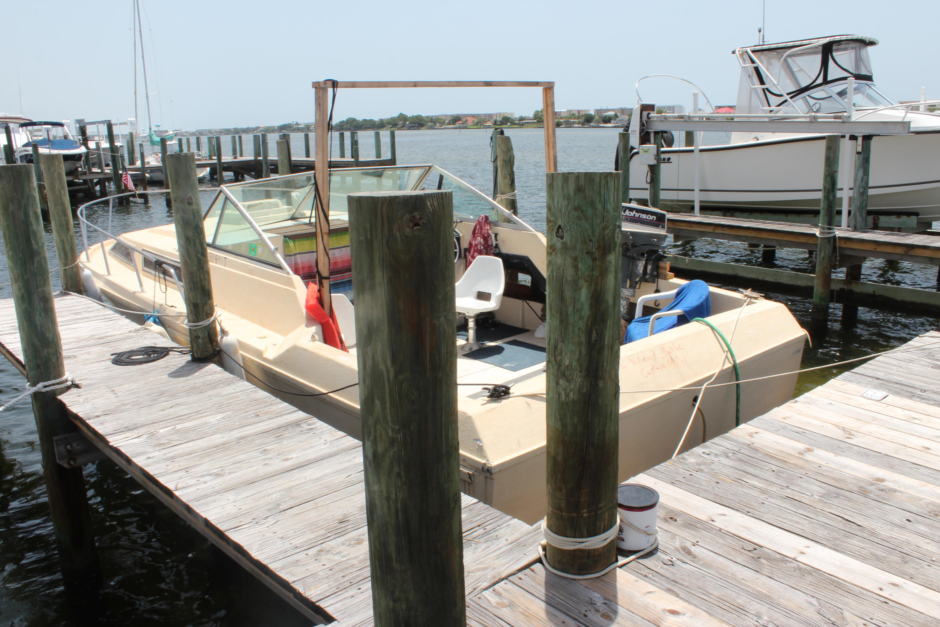 PIRATES BAY PH 1 - Residential