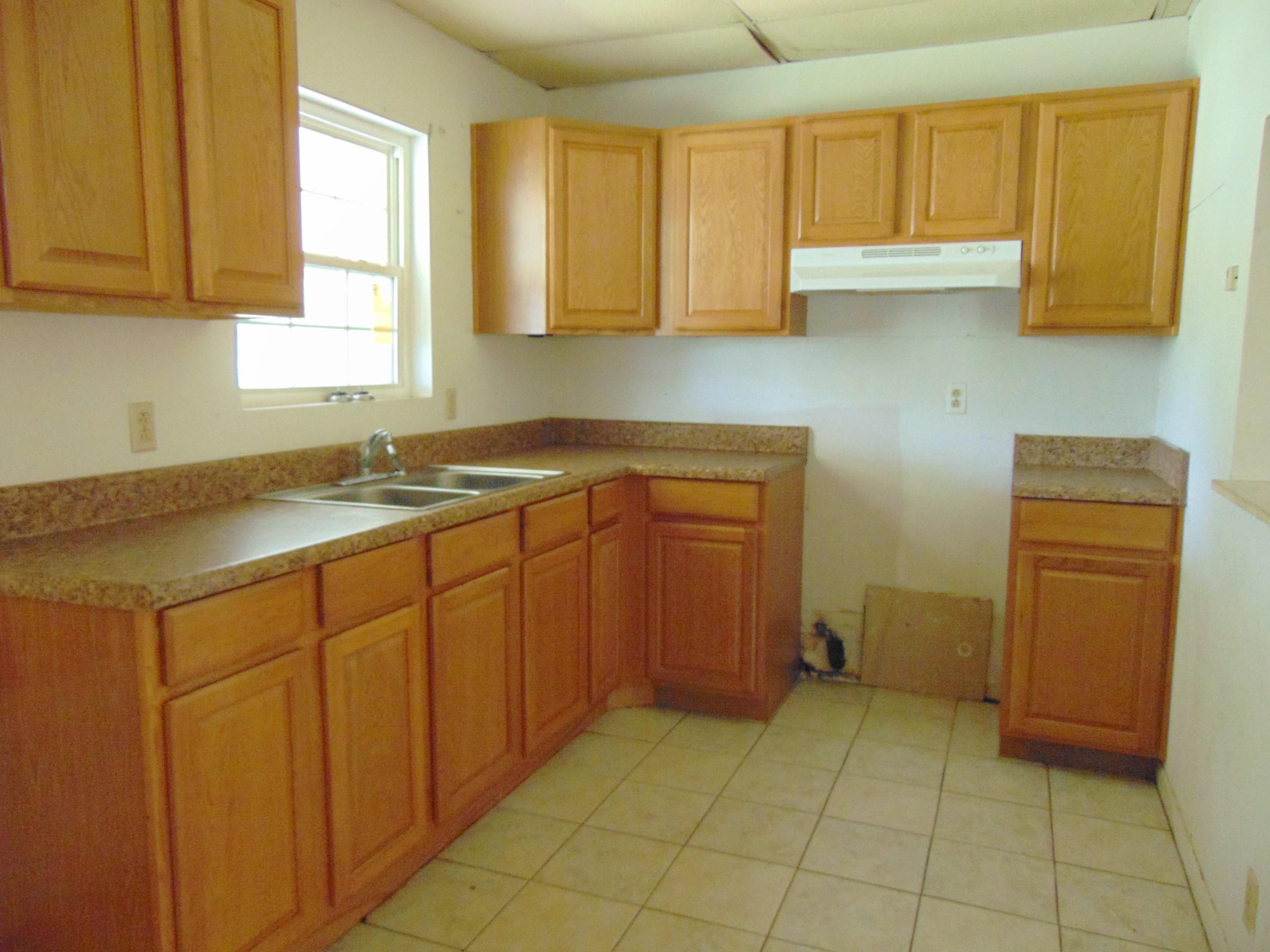 OAKWOOD HILLS UNIT 1 - Residential