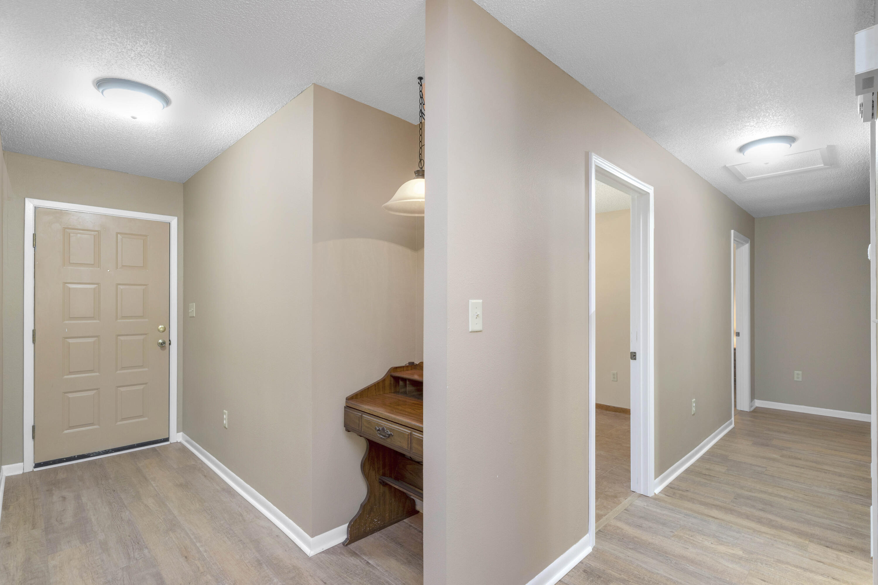 CRESTVIEW SUBURB - Residential