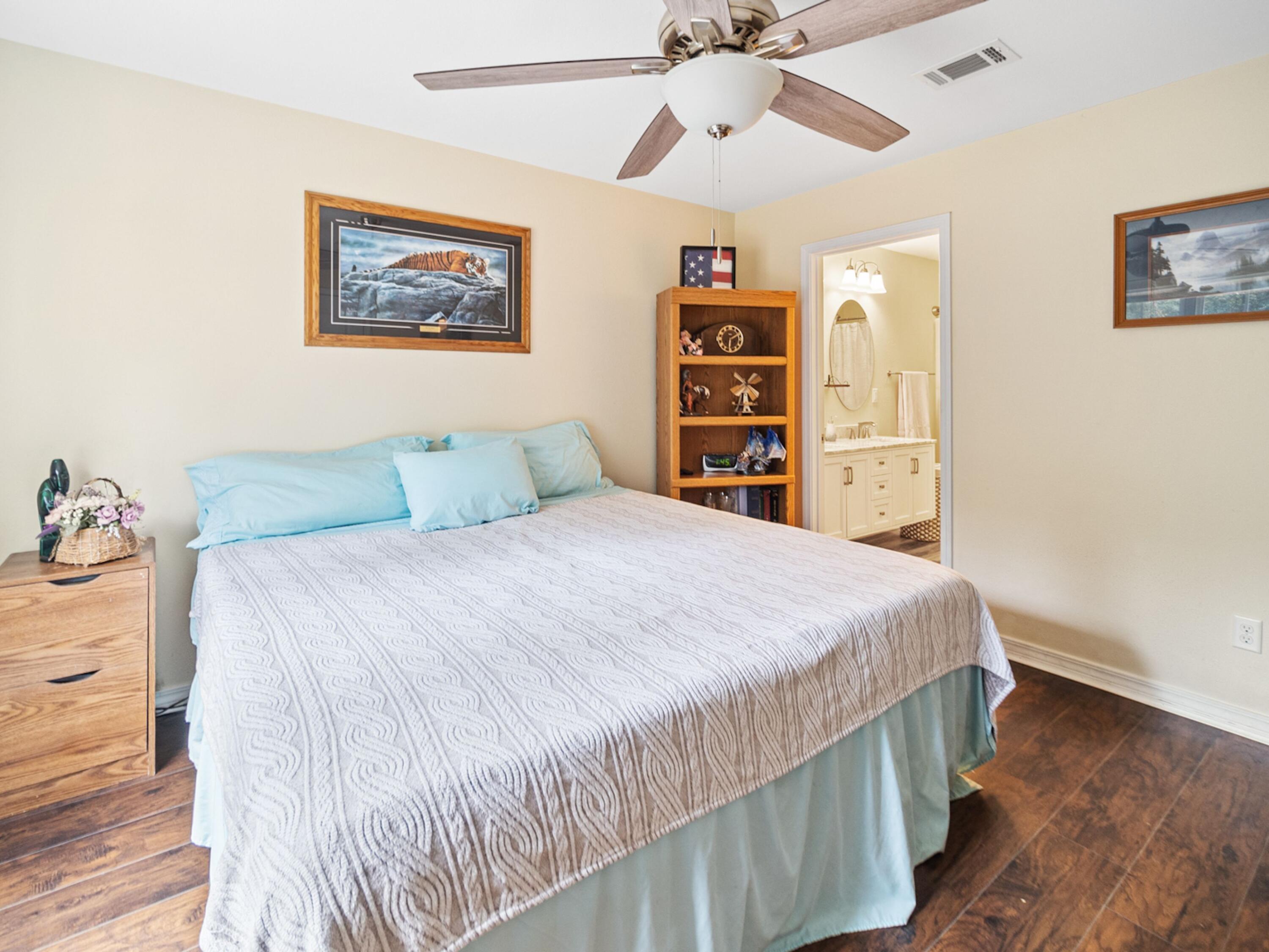 THE PINES - Residential