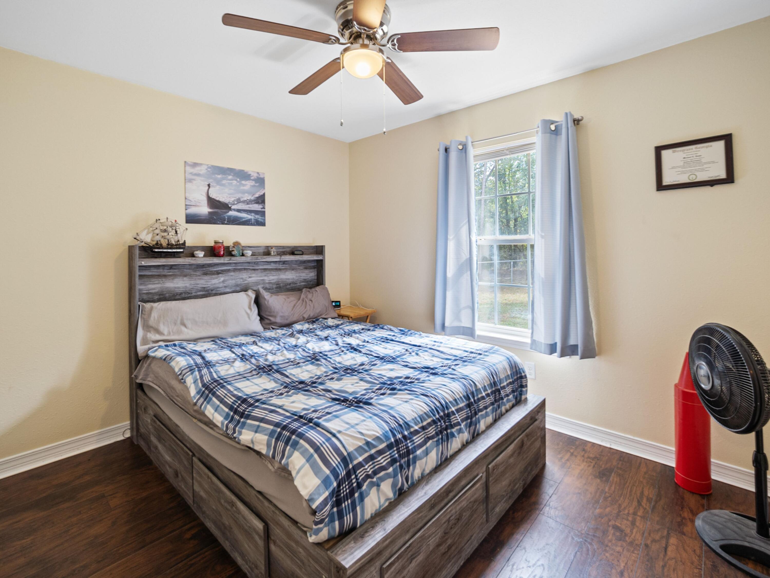 THE PINES - Residential