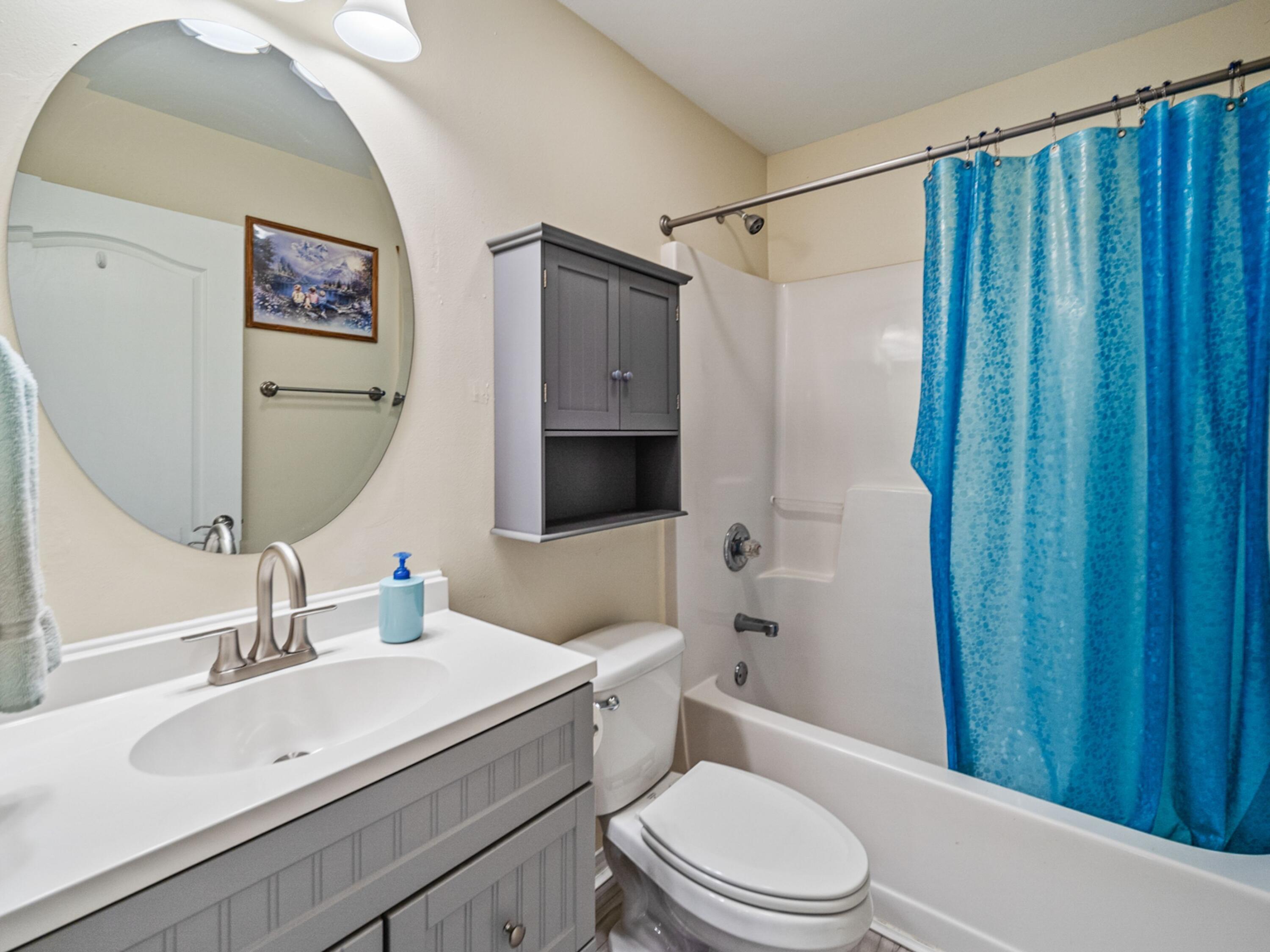 THE PINES - Residential