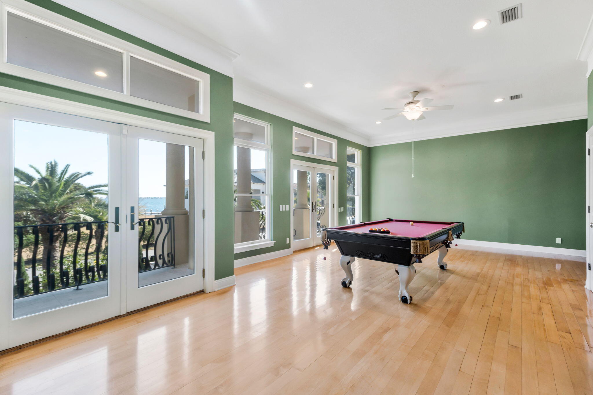 DEER POINT COVE - Residential