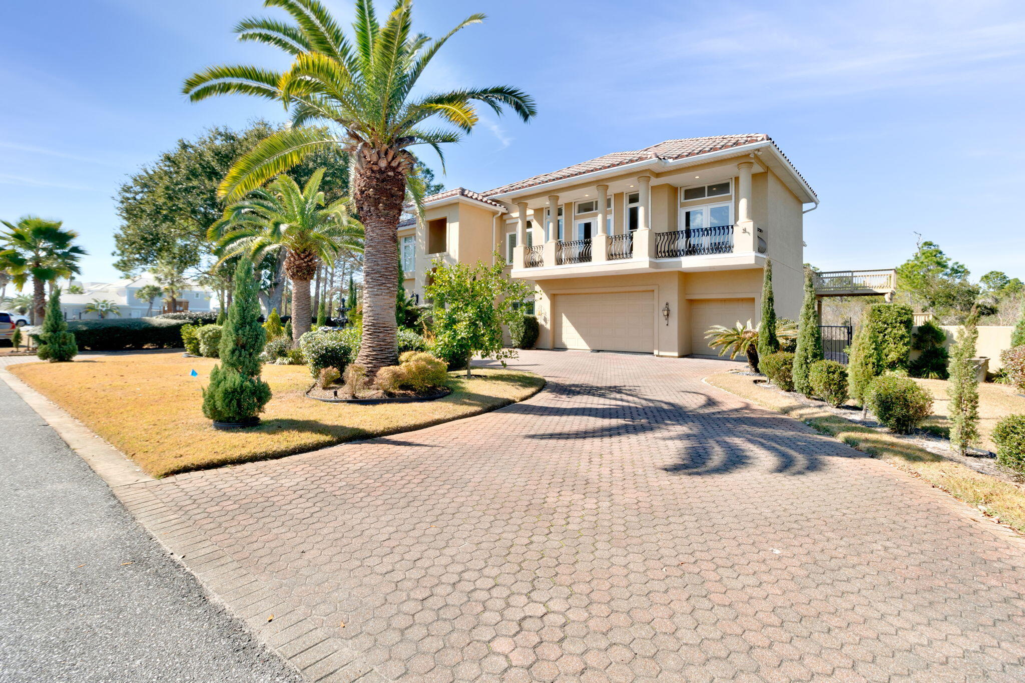 DEER POINT COVE - Residential