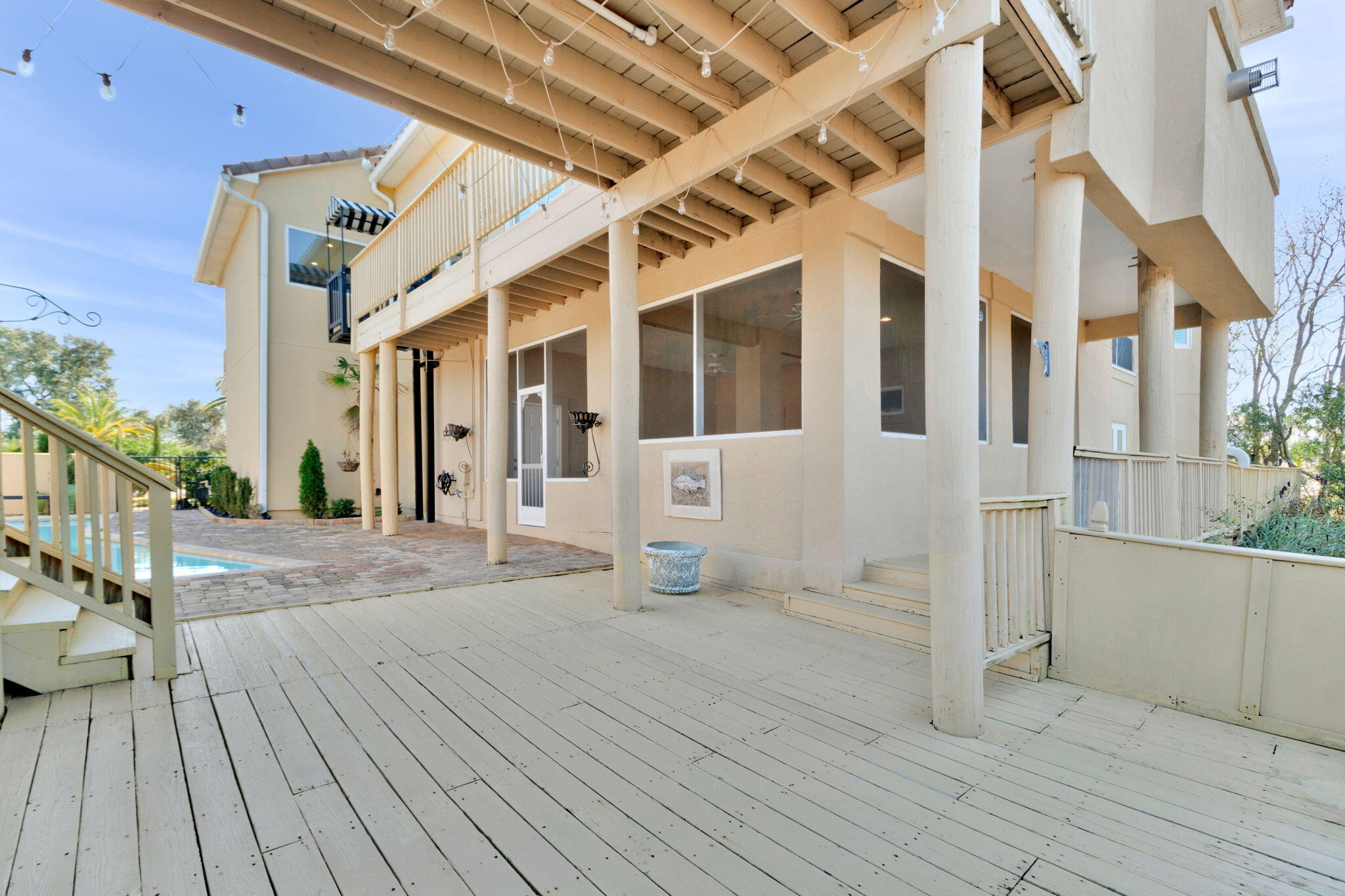 DEER POINT COVE - Residential