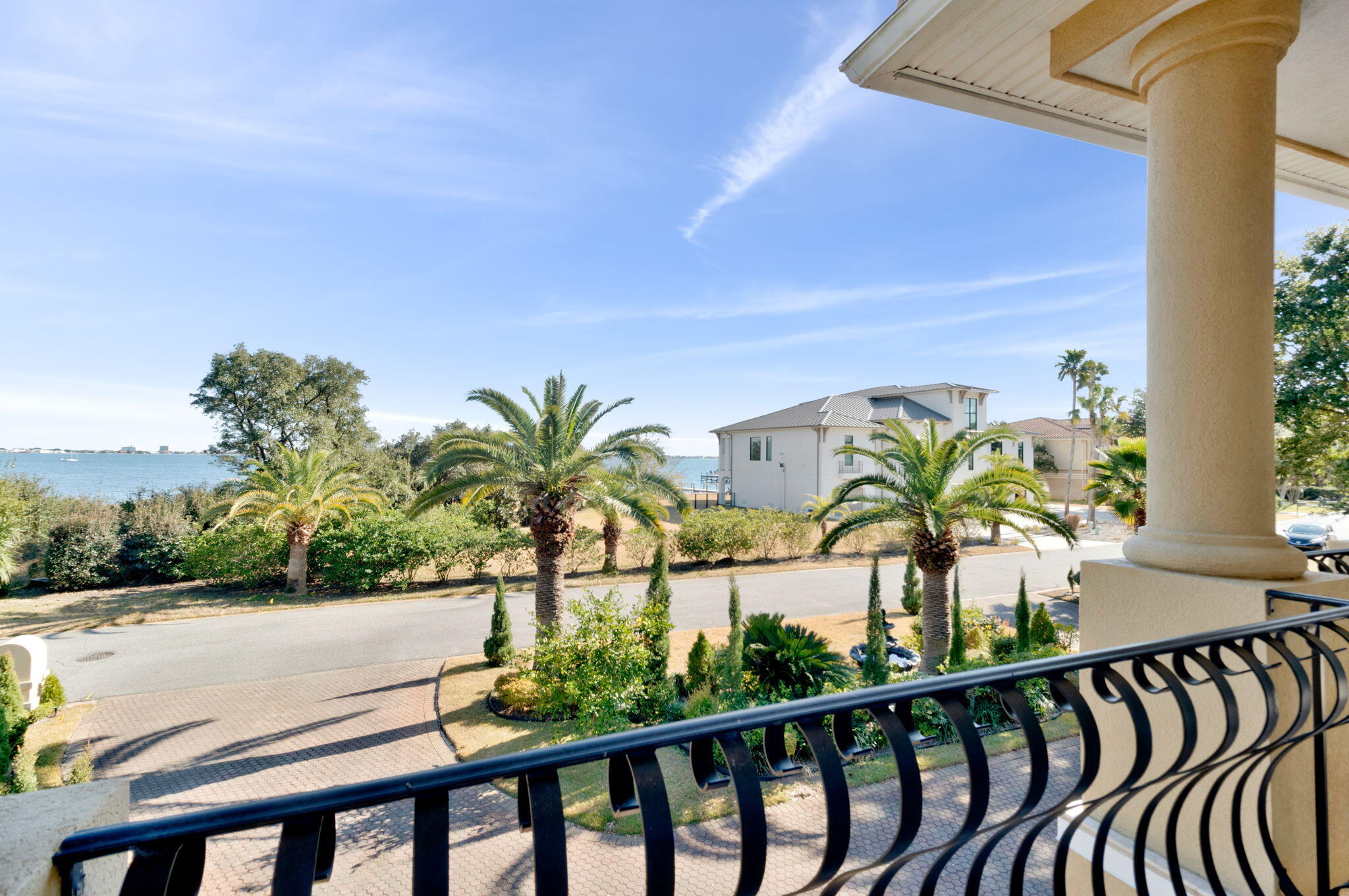 DEER POINT COVE - Residential