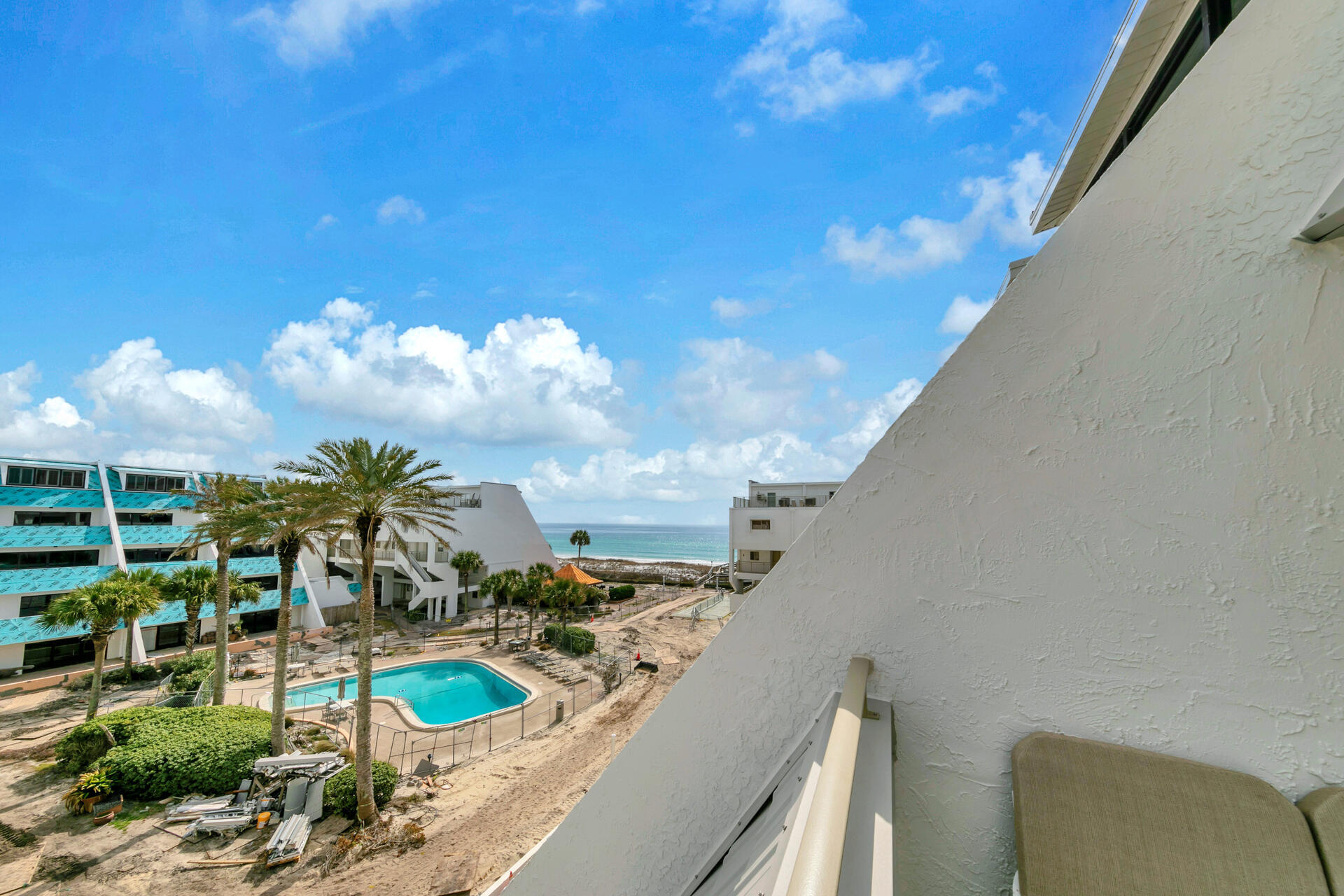 AEGEAN CONDO - Residential
