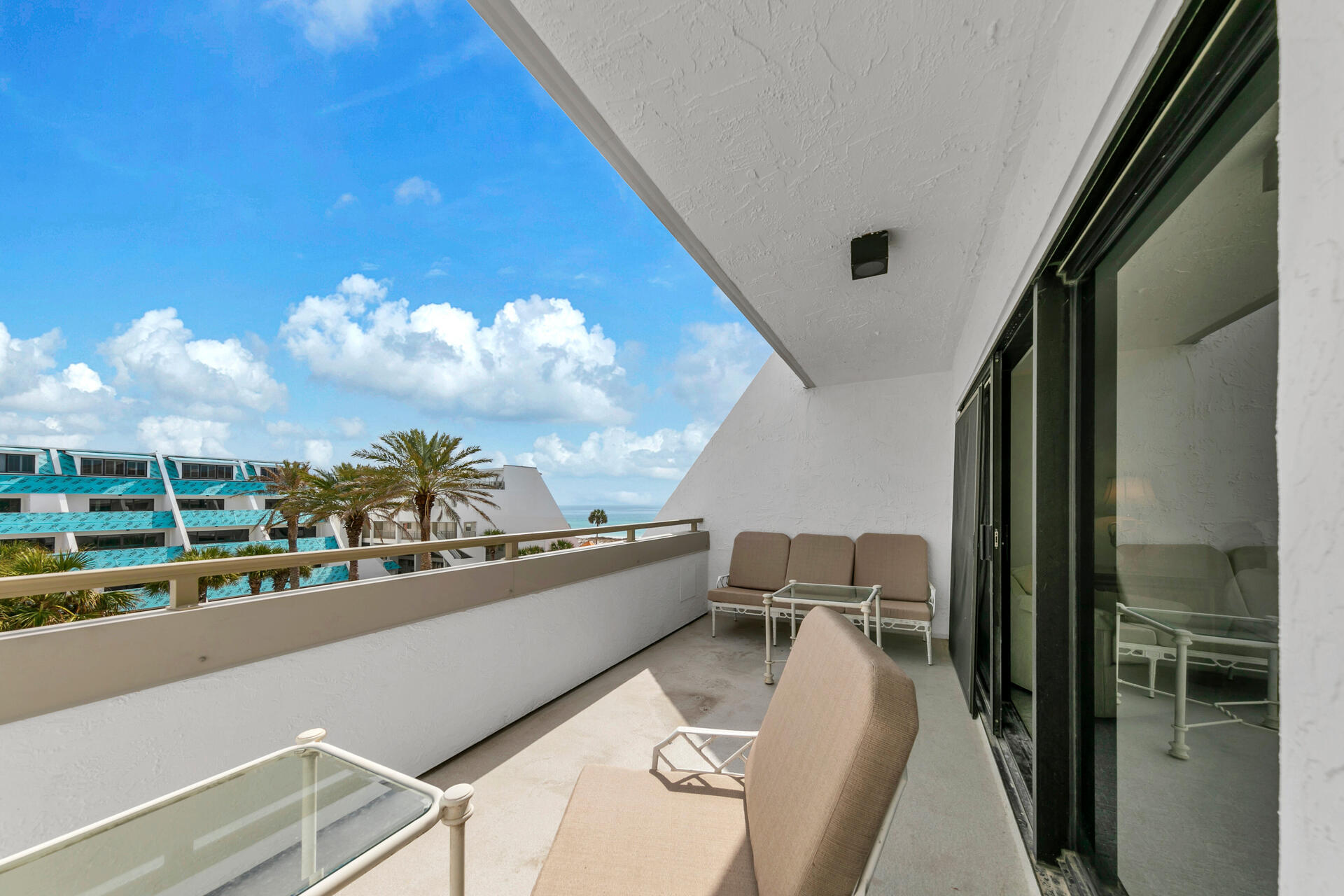 AEGEAN CONDO - Residential