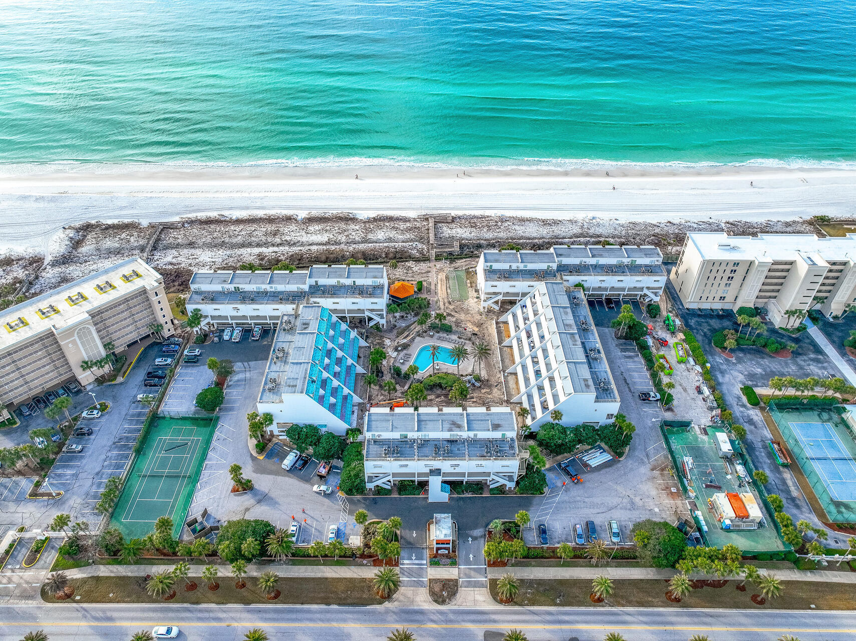 AEGEAN CONDO - Residential