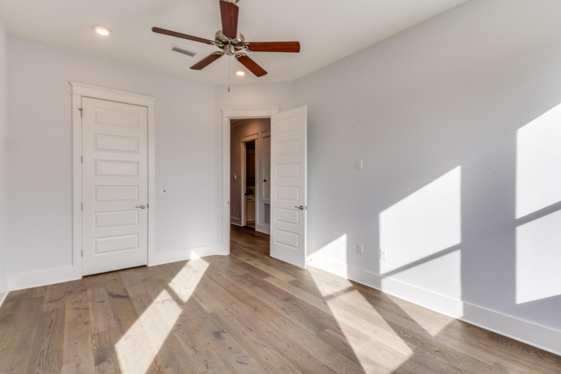 FLOUNDER BEACH UNREC - Residential