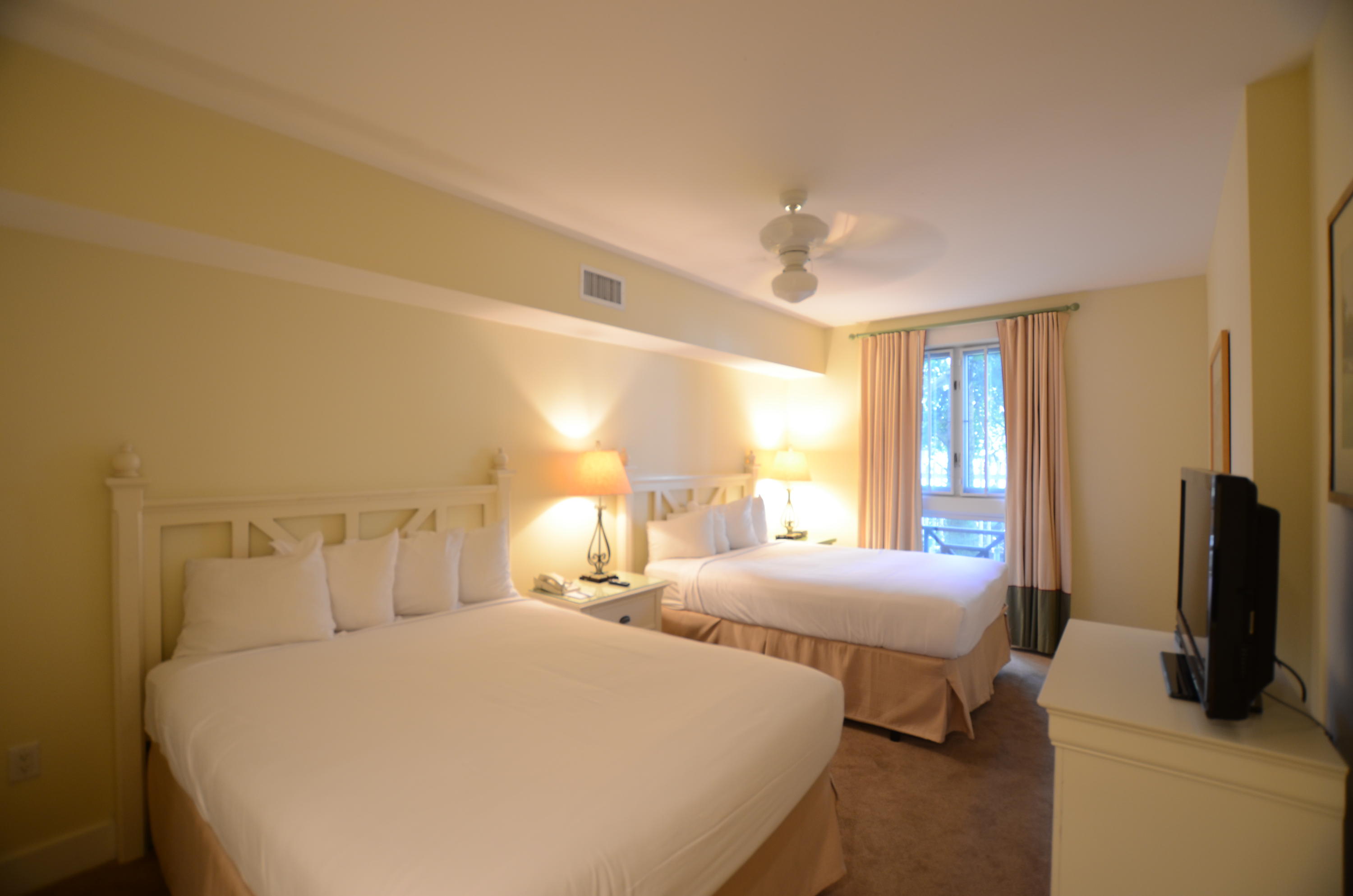 PILOT HOUSE - Residential Lease