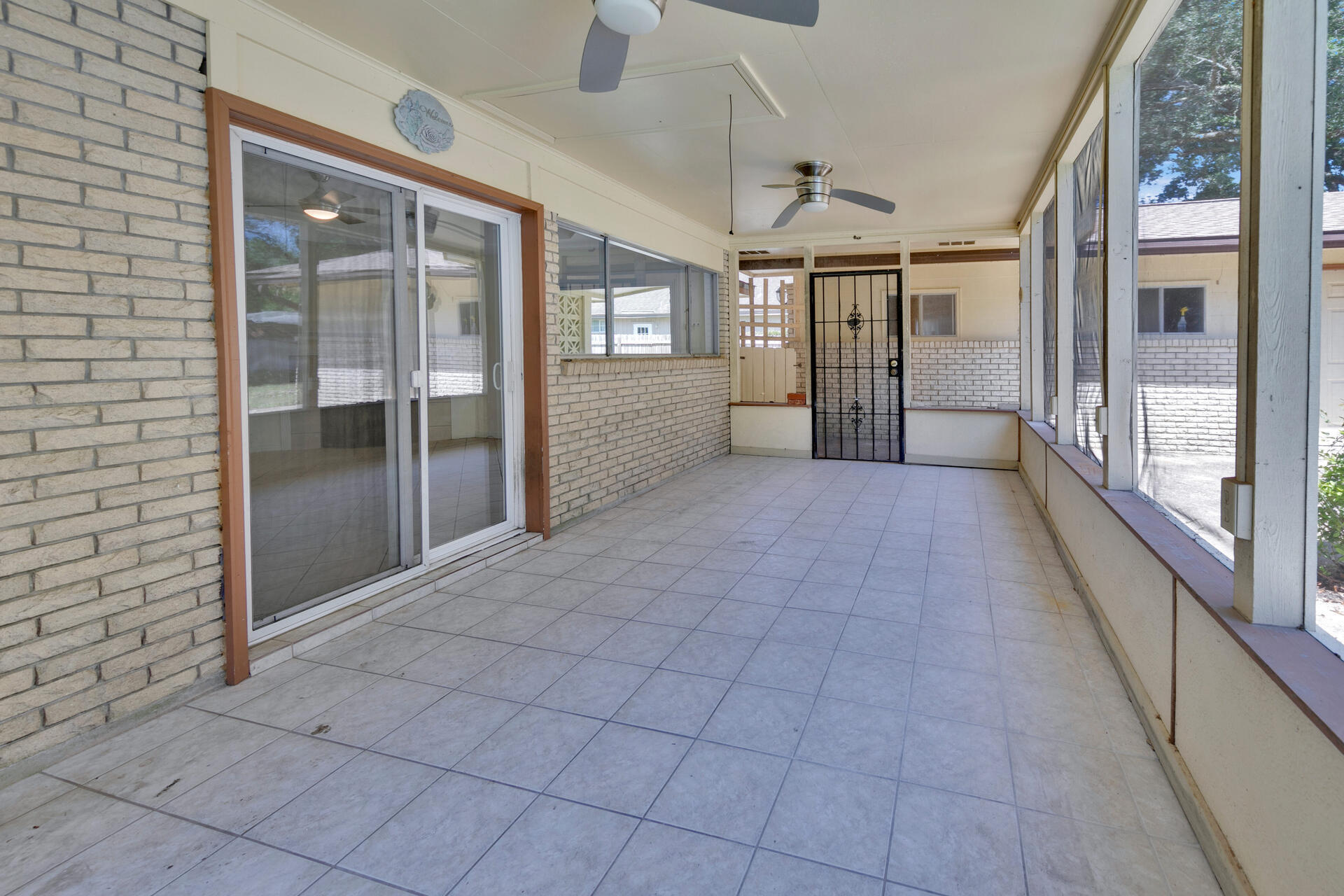 BAYOU POQUITO - Residential