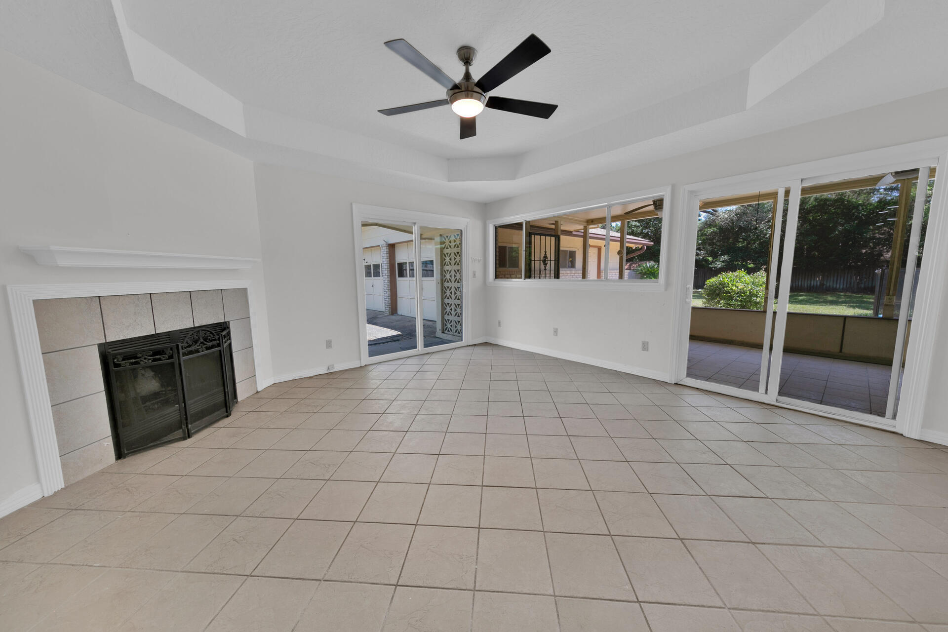 BAYOU POQUITO - Residential