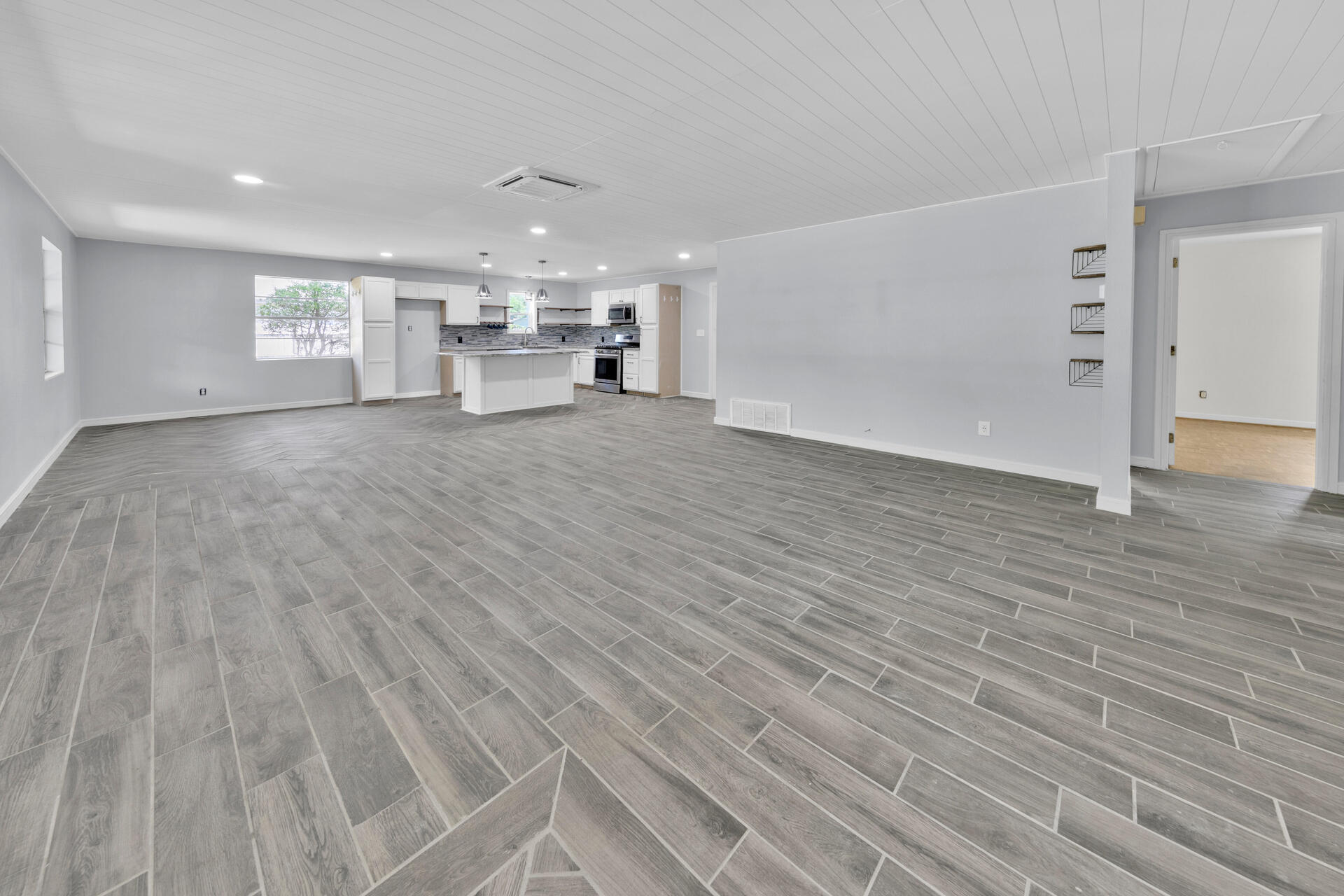 BAYOU POQUITO - Residential