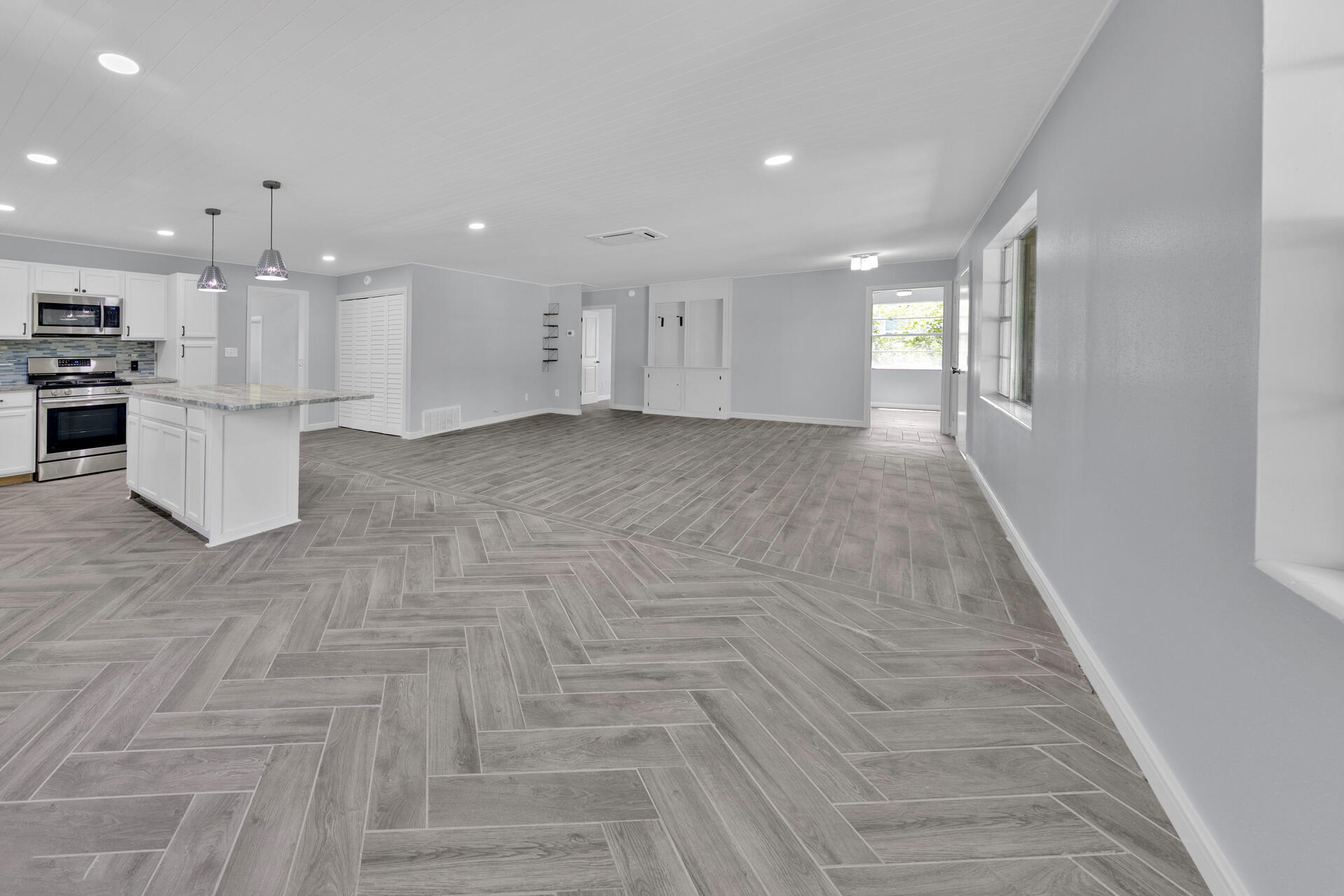 BAYOU POQUITO - Residential