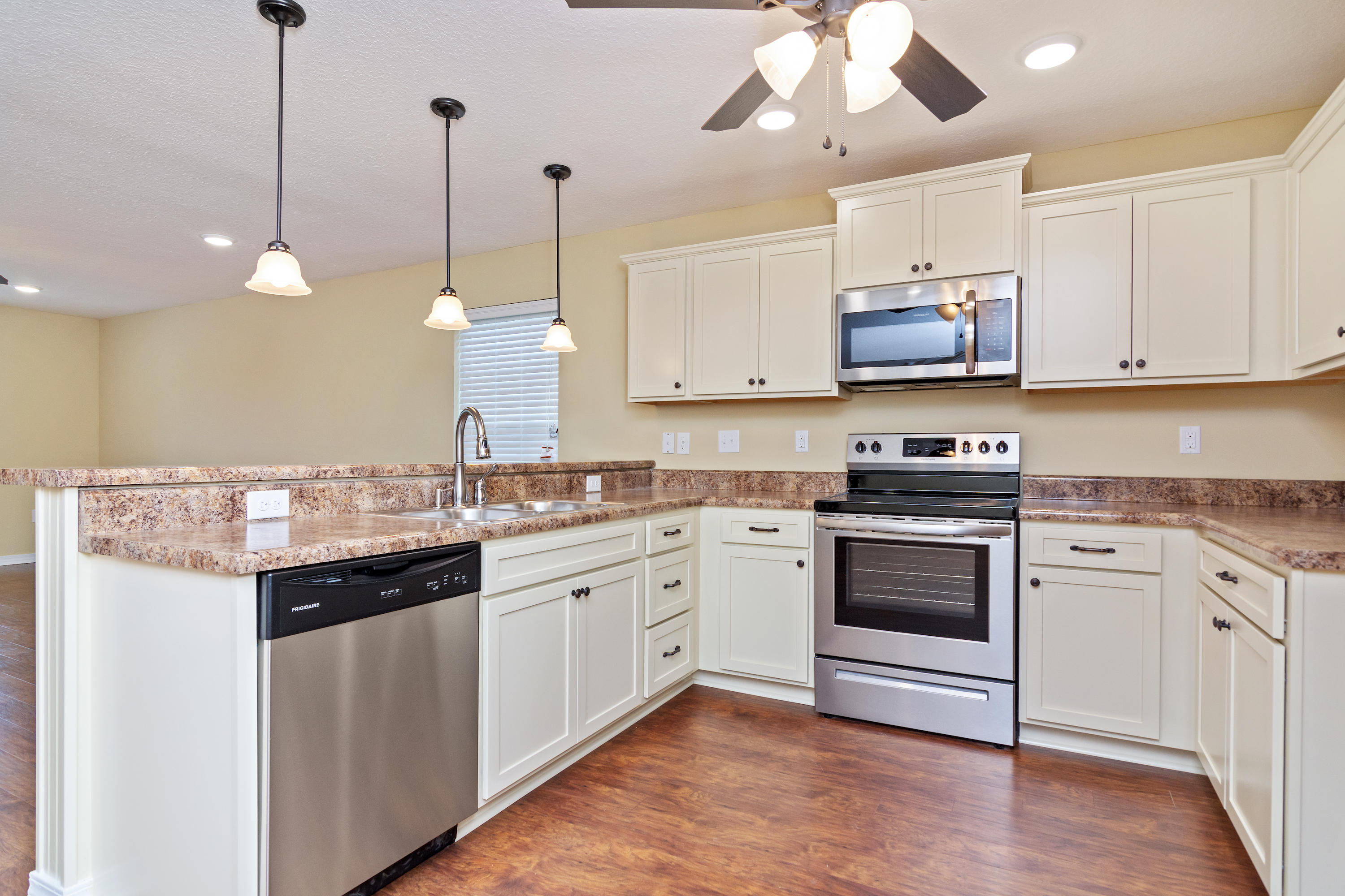 STILLWELL SOUTH - Residential