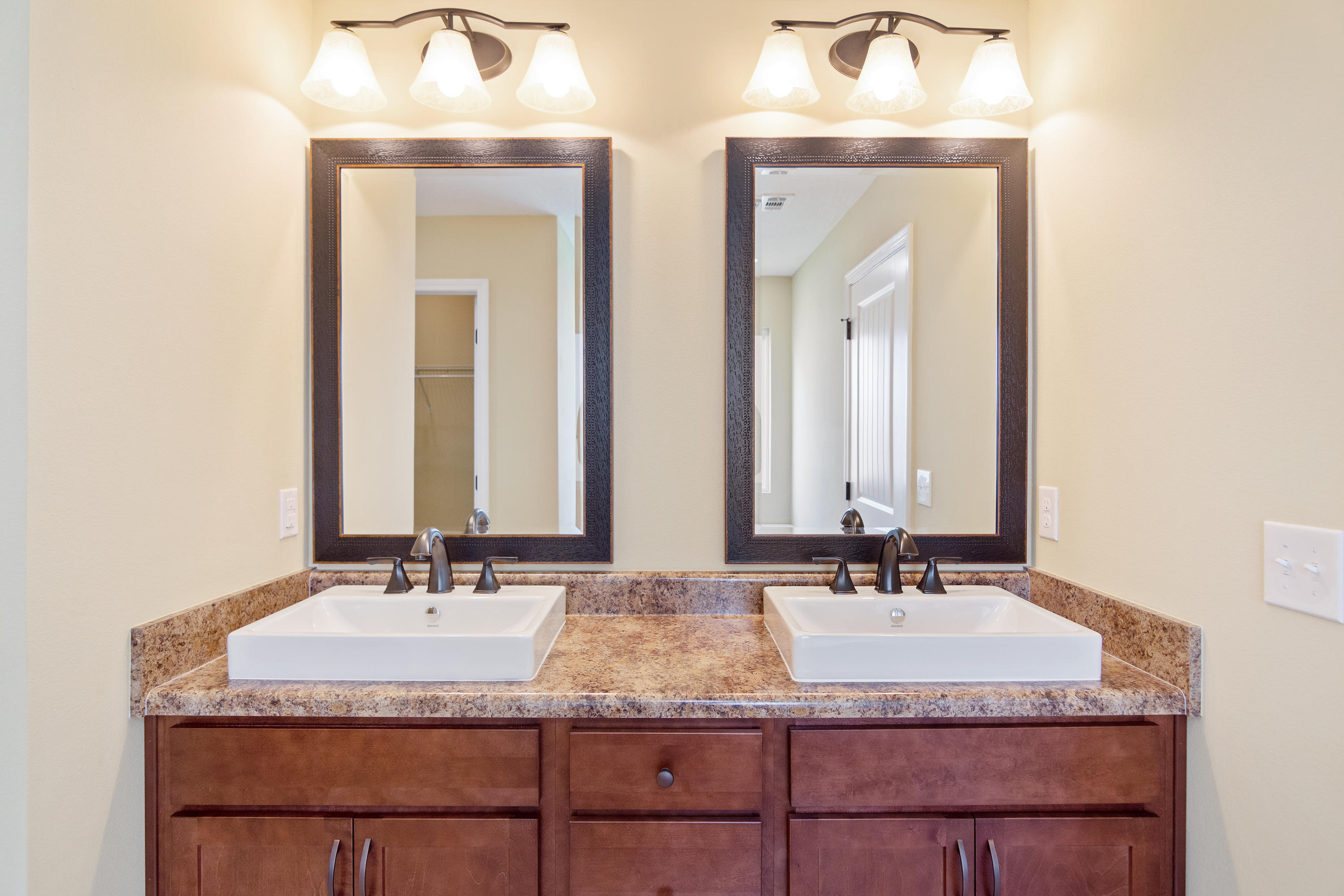 STILLWELL SOUTH - Residential